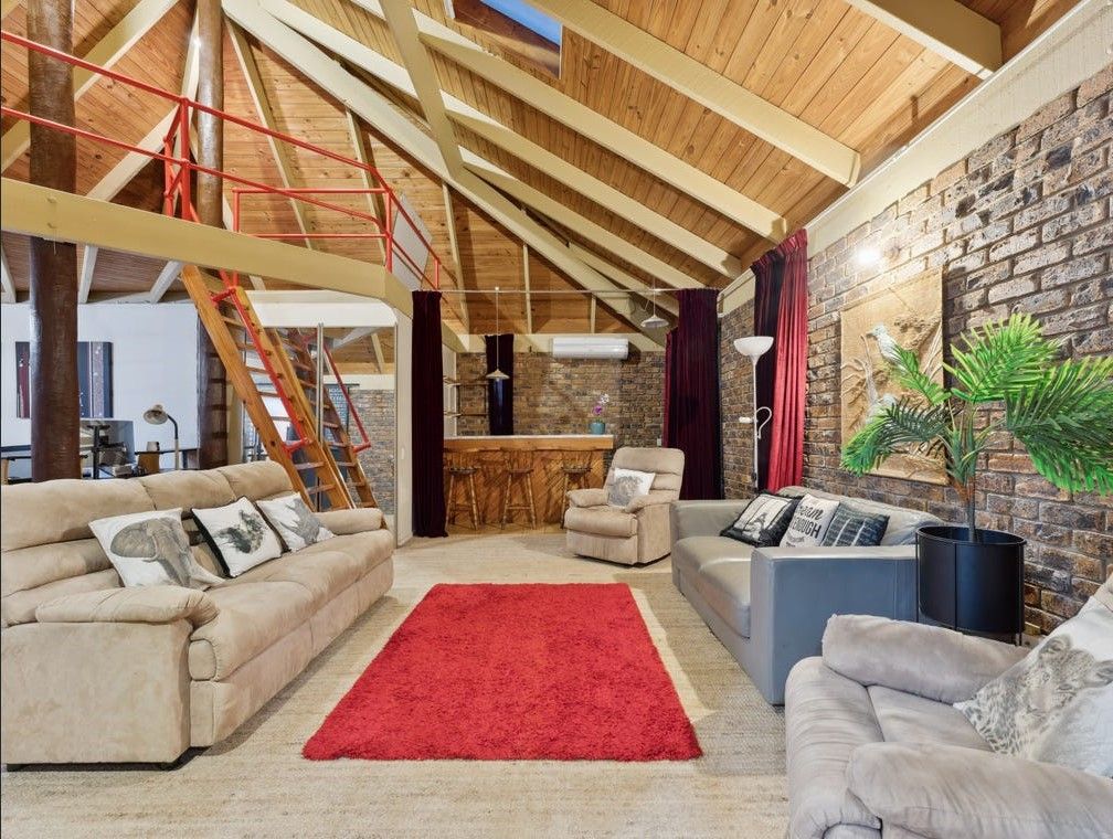 6 Manara Place — photo 4 of 29