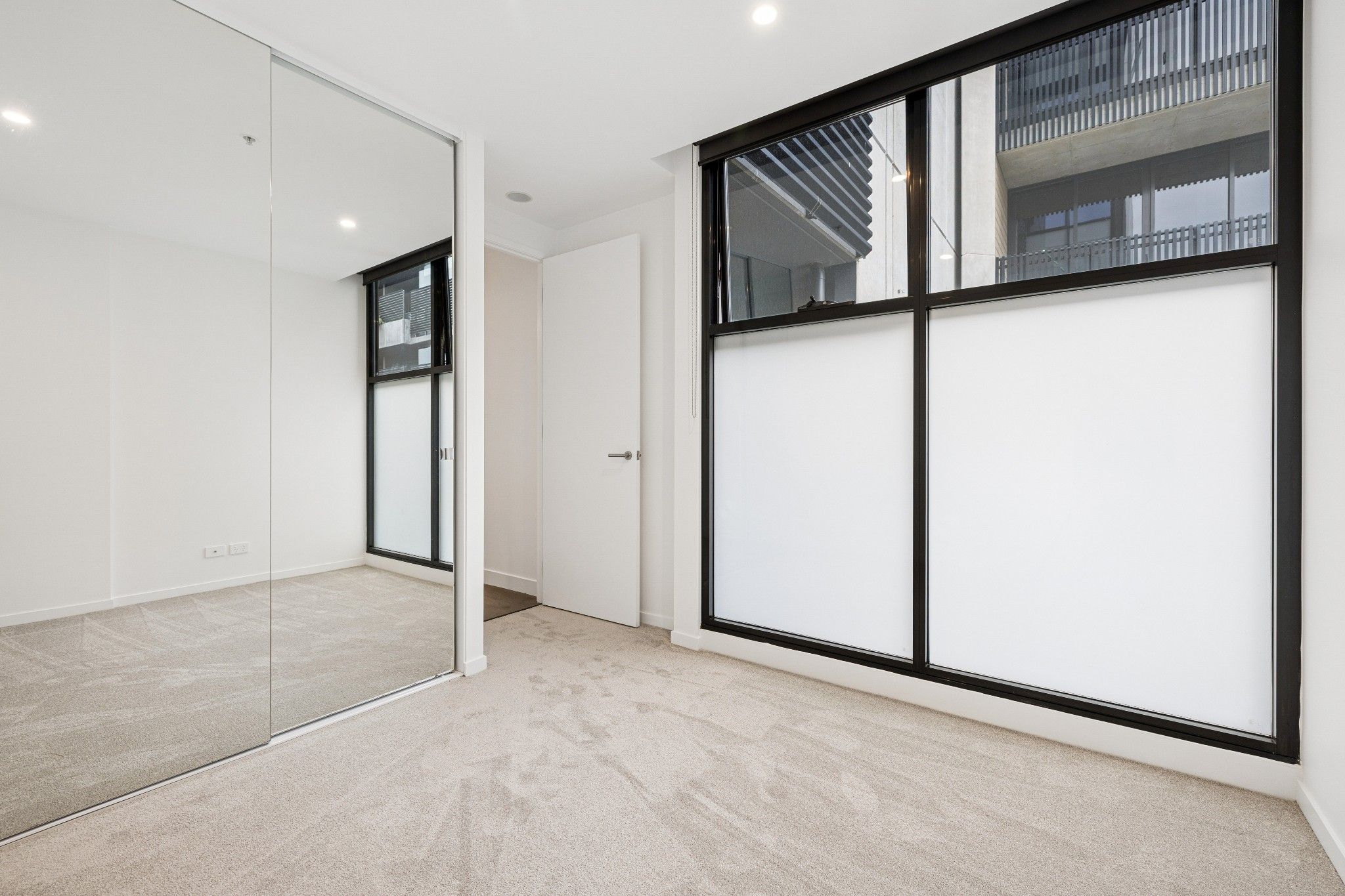 408/51 Napoleon Street — photo 16 of 18