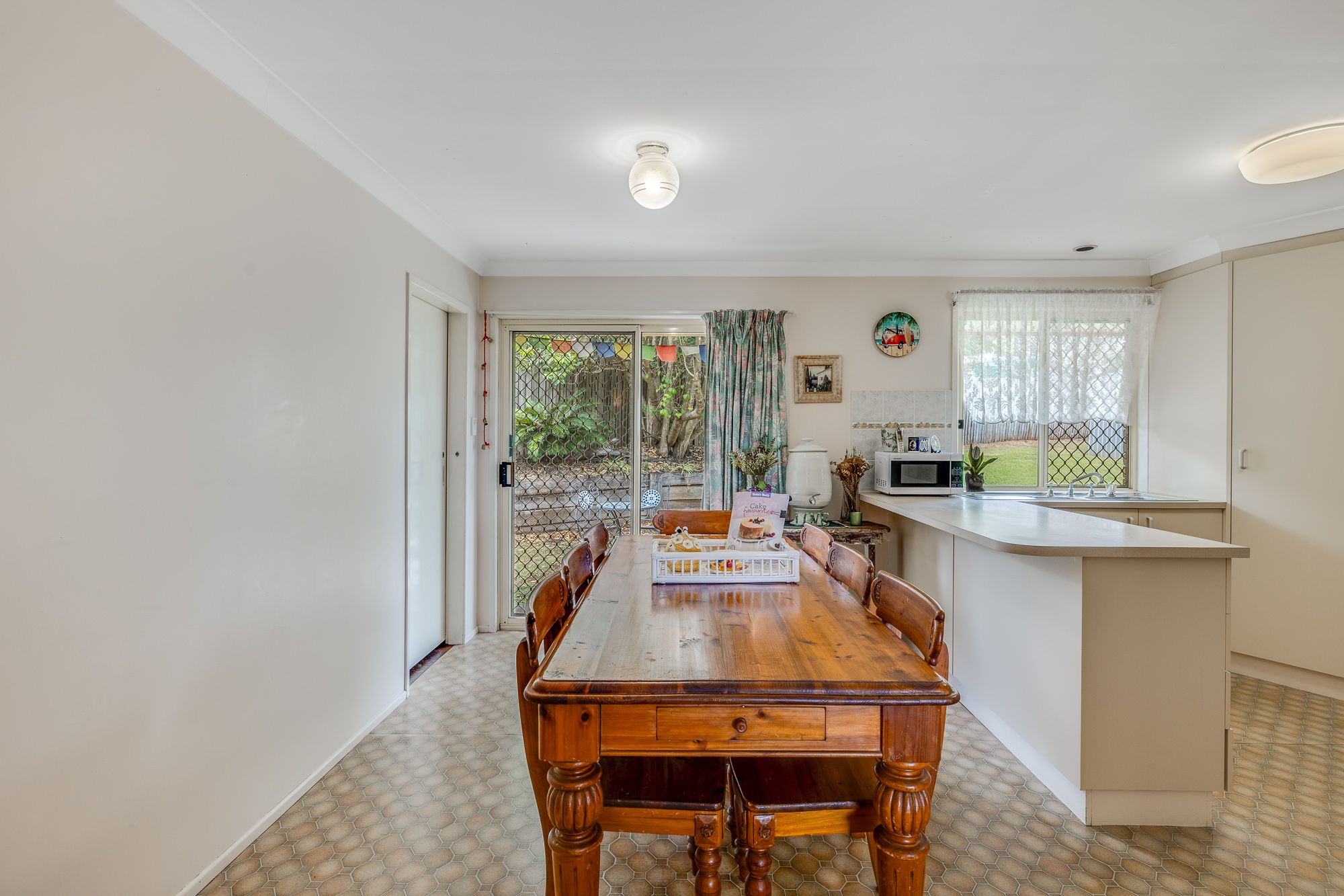 15 Dylan Court — photo 8 of 17