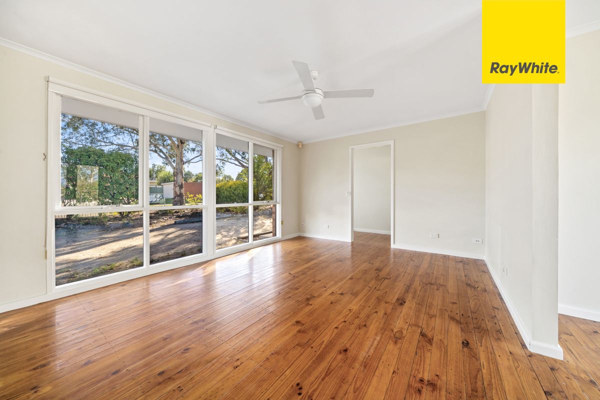 111 Livingston Avenue, Kambah, ACT 2902