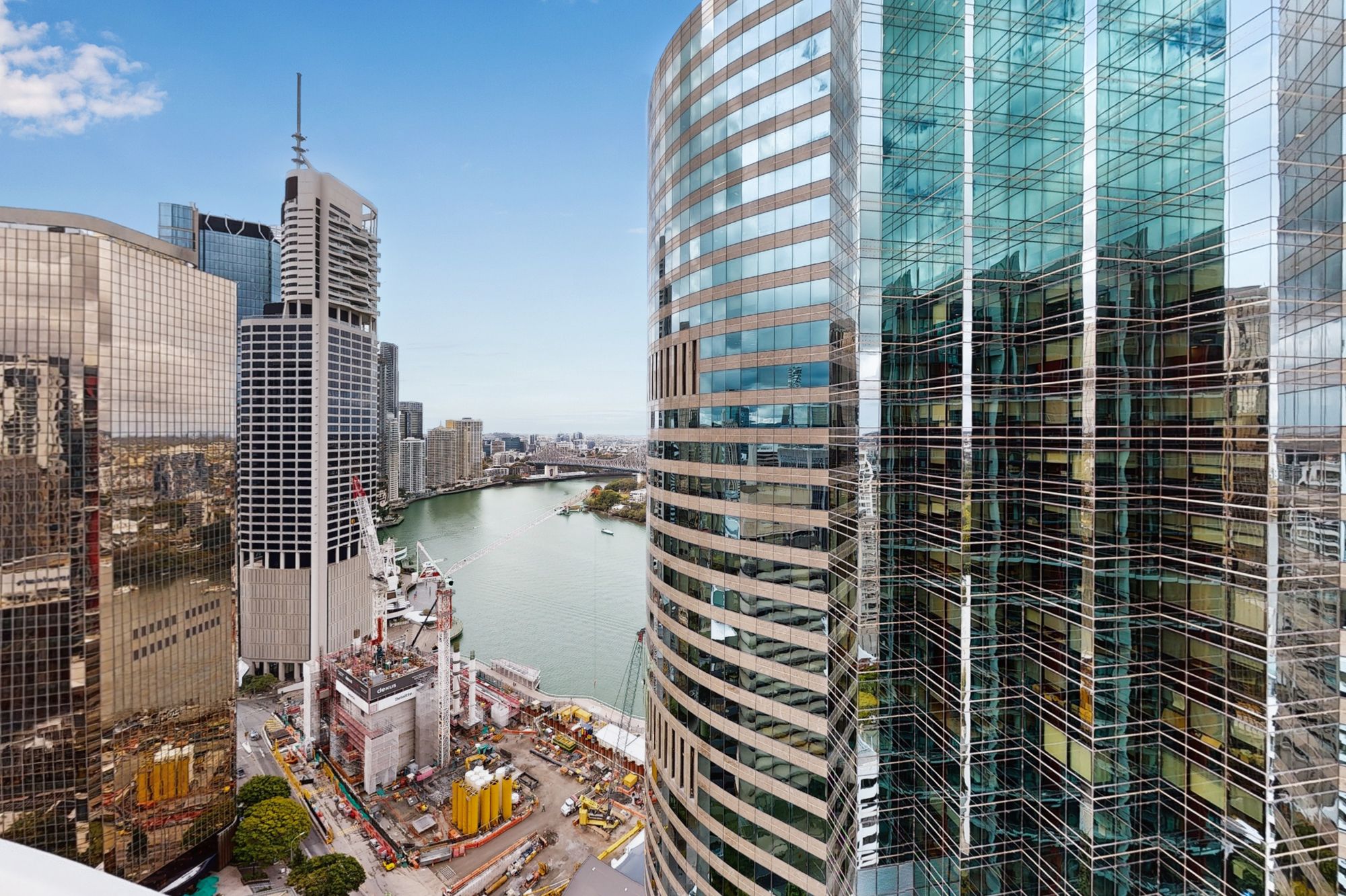 355/26 Felix Street — photo from Ray White Brisbane City