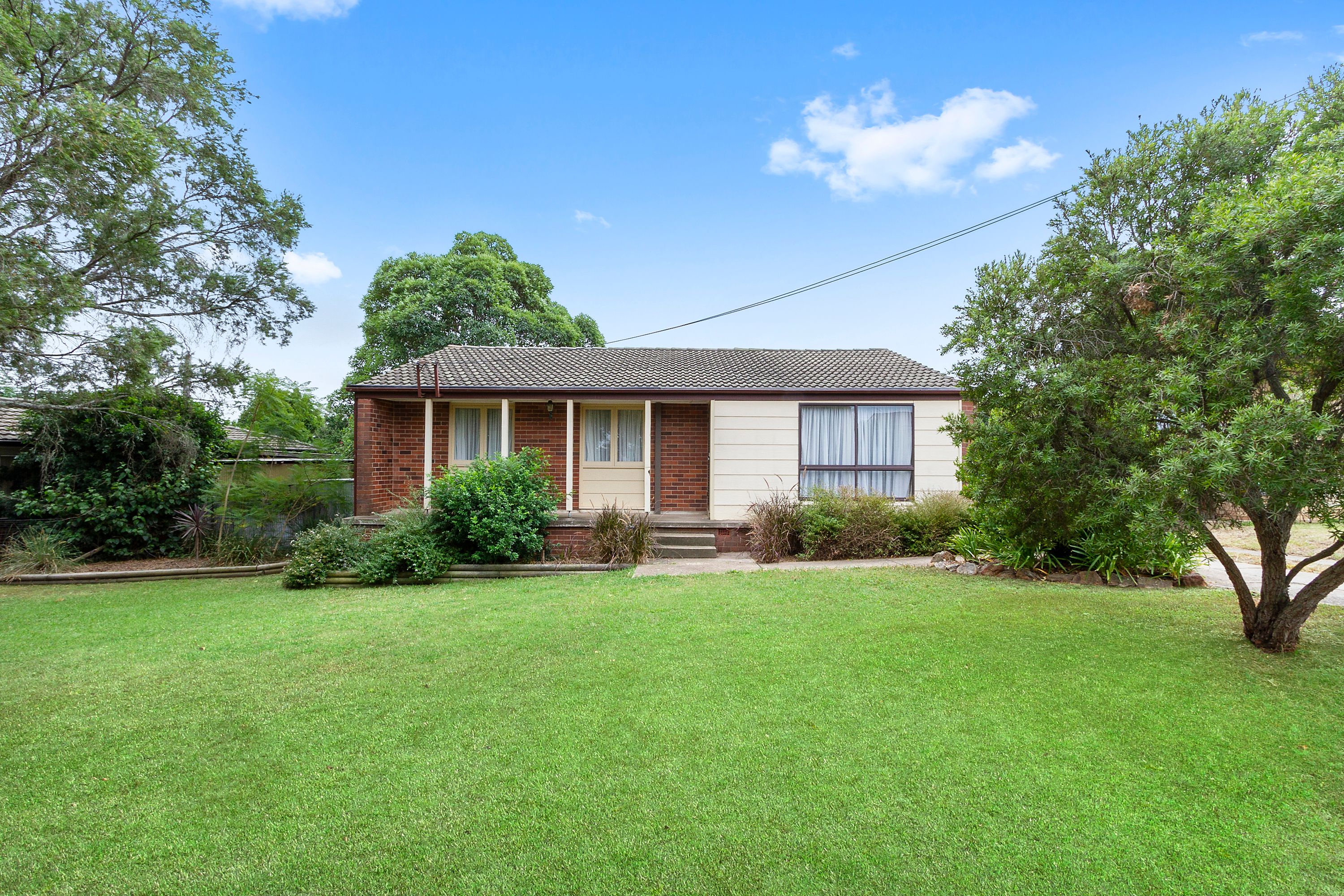 25 James Meehan Street