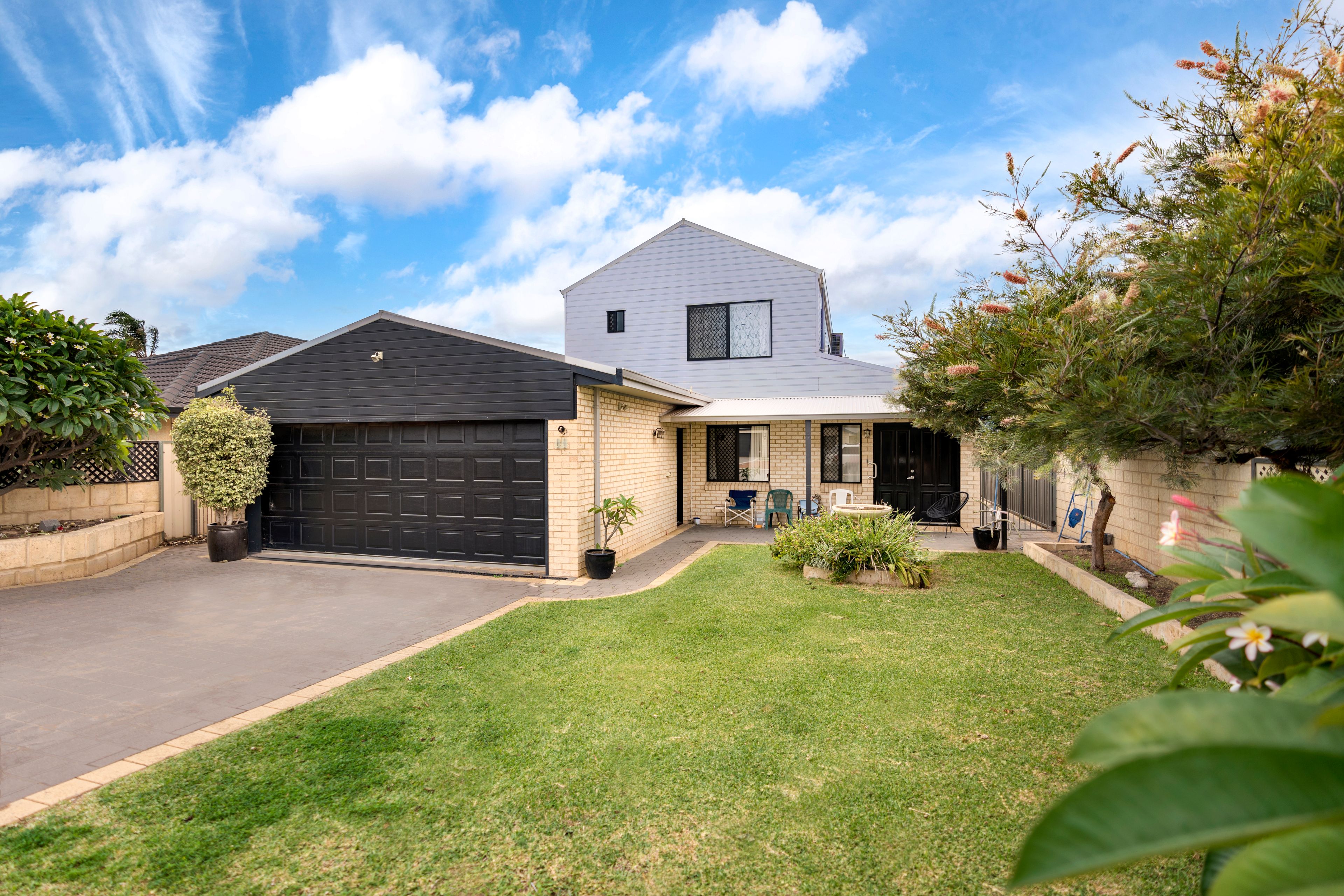 11 Sutherland Drive, Mount Tarcoola, WA 6530 Sold House Ray White