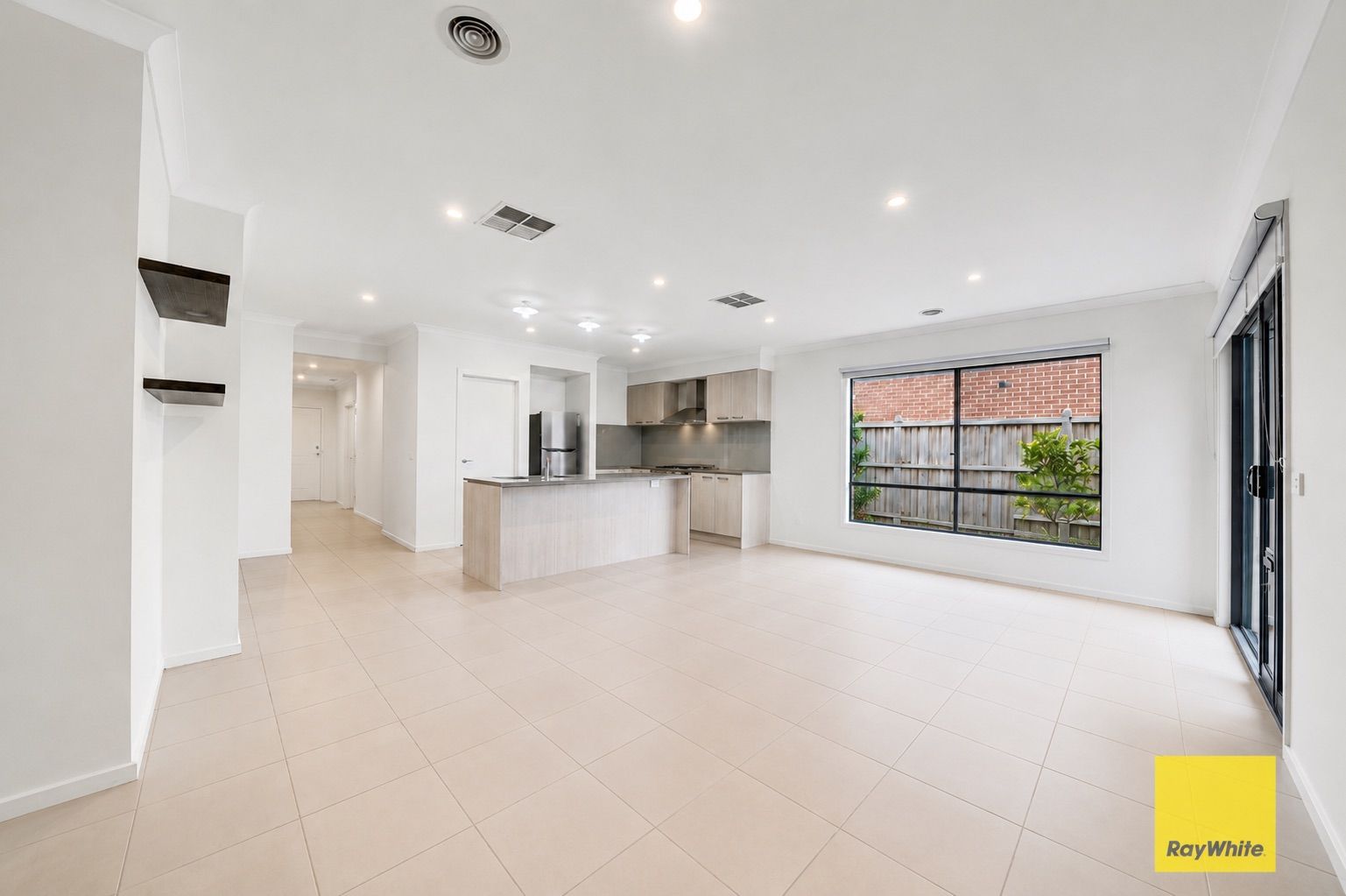 7 Scarlett Street — photo 8 of 20