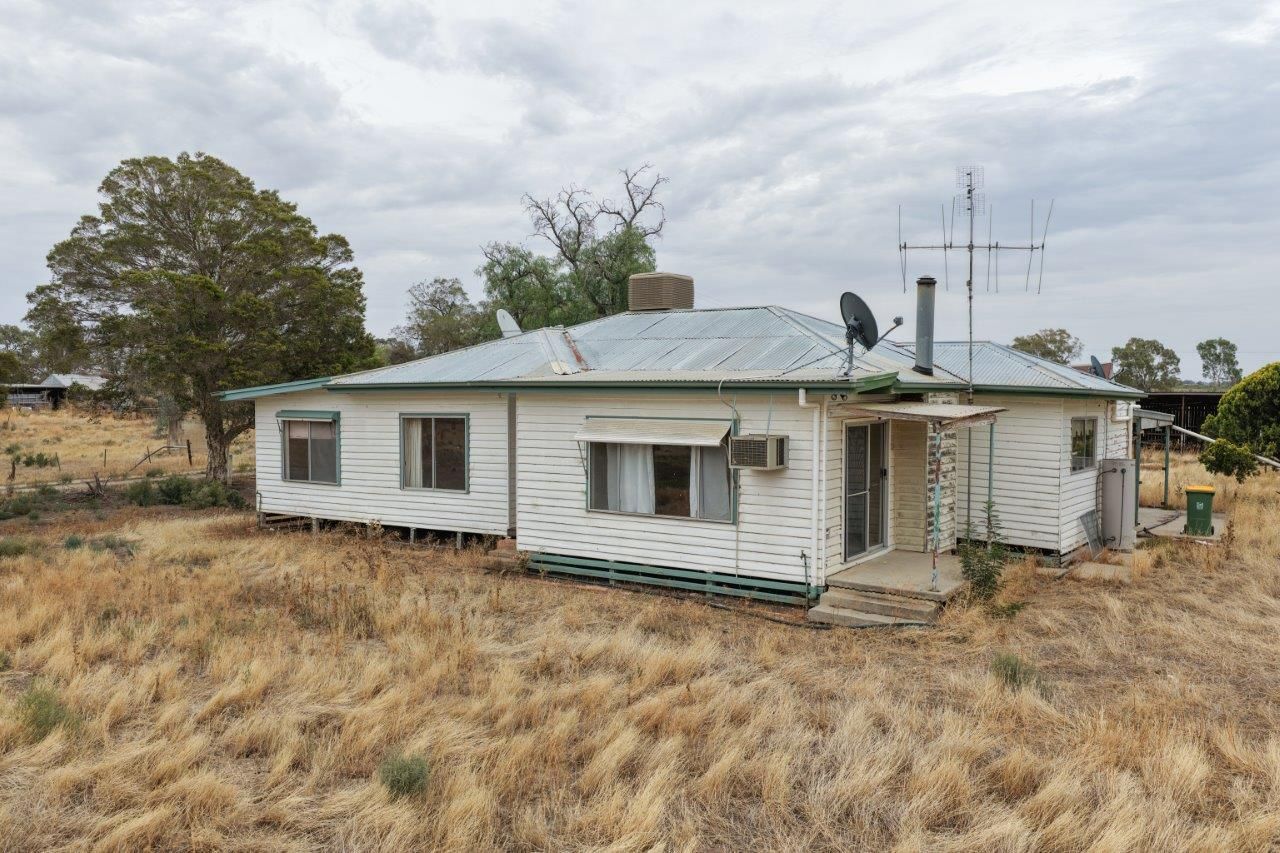 13 Flowerday Lane, Murrabit West, VIC 3579