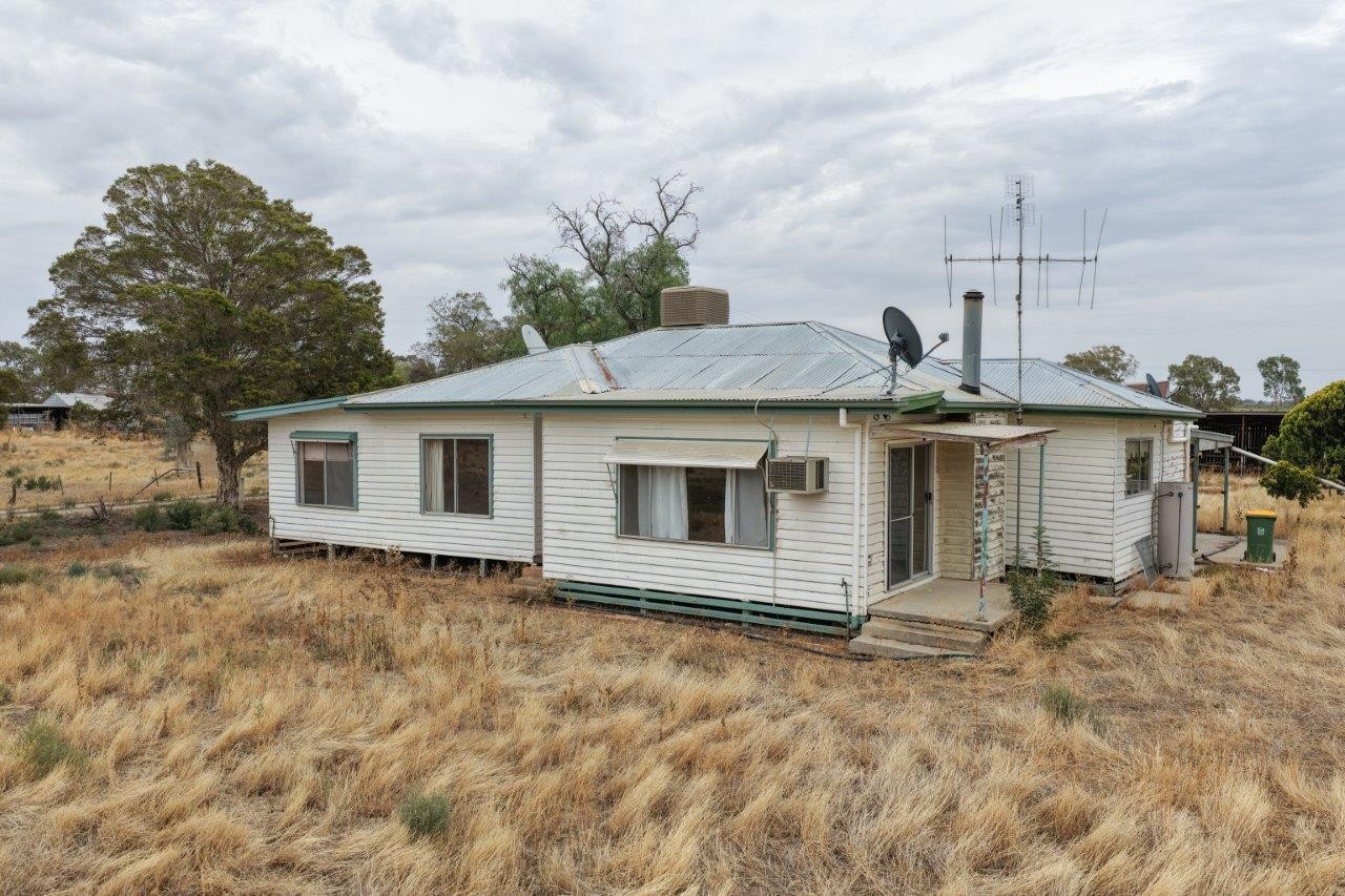 13 Flowerday Lane, Murrabit West, VIC 3579