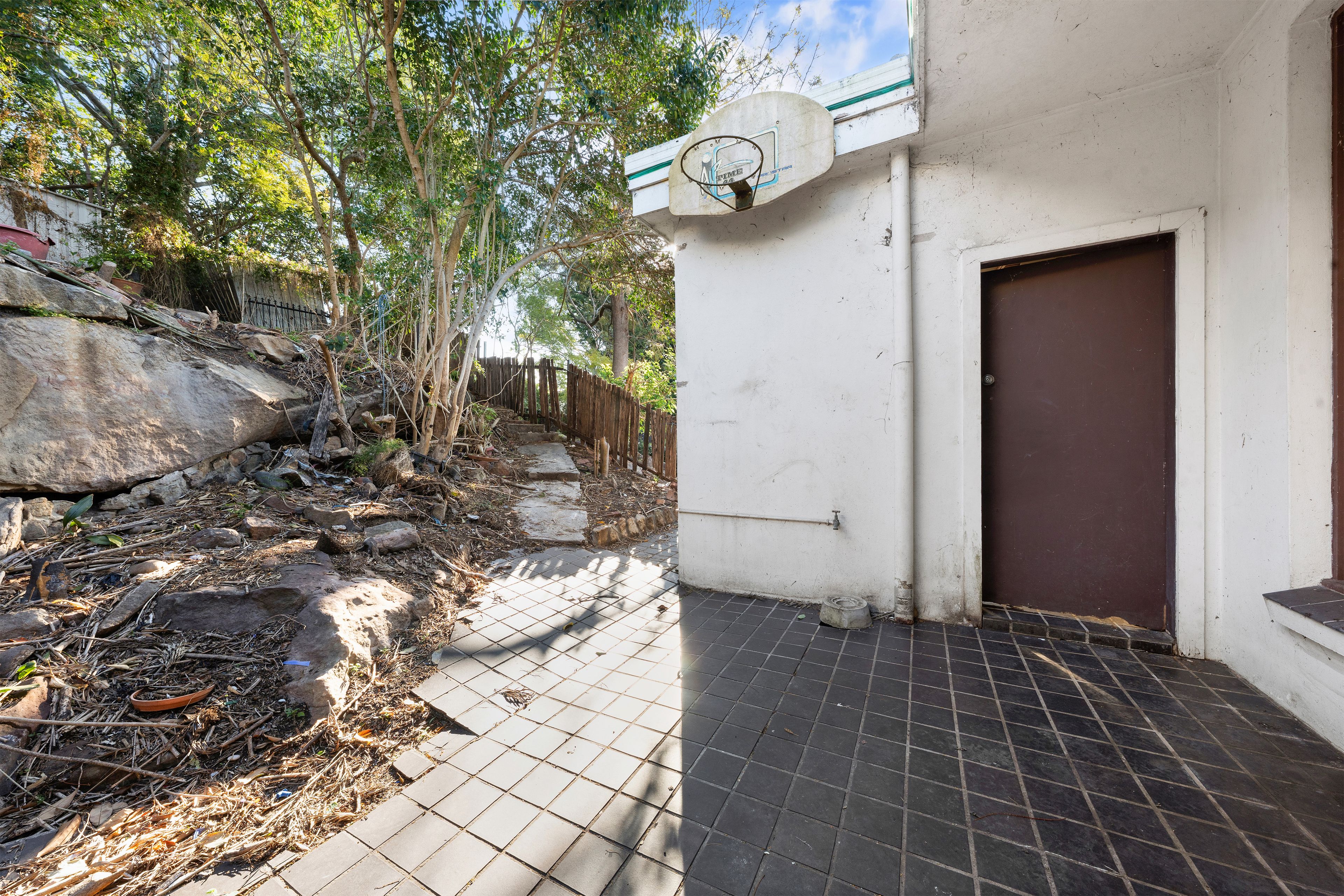 28 Millwood Avenue — photo 9 of 10