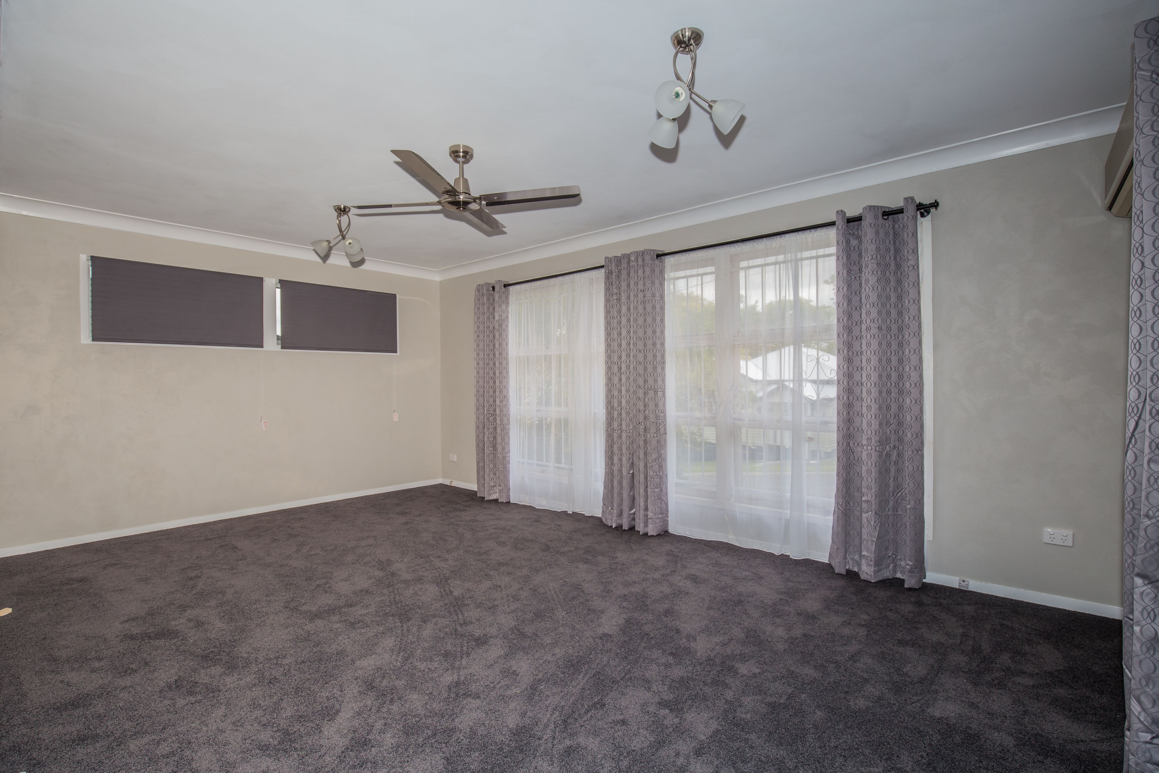 10 Sampson Street, Annerley, QLD 4103