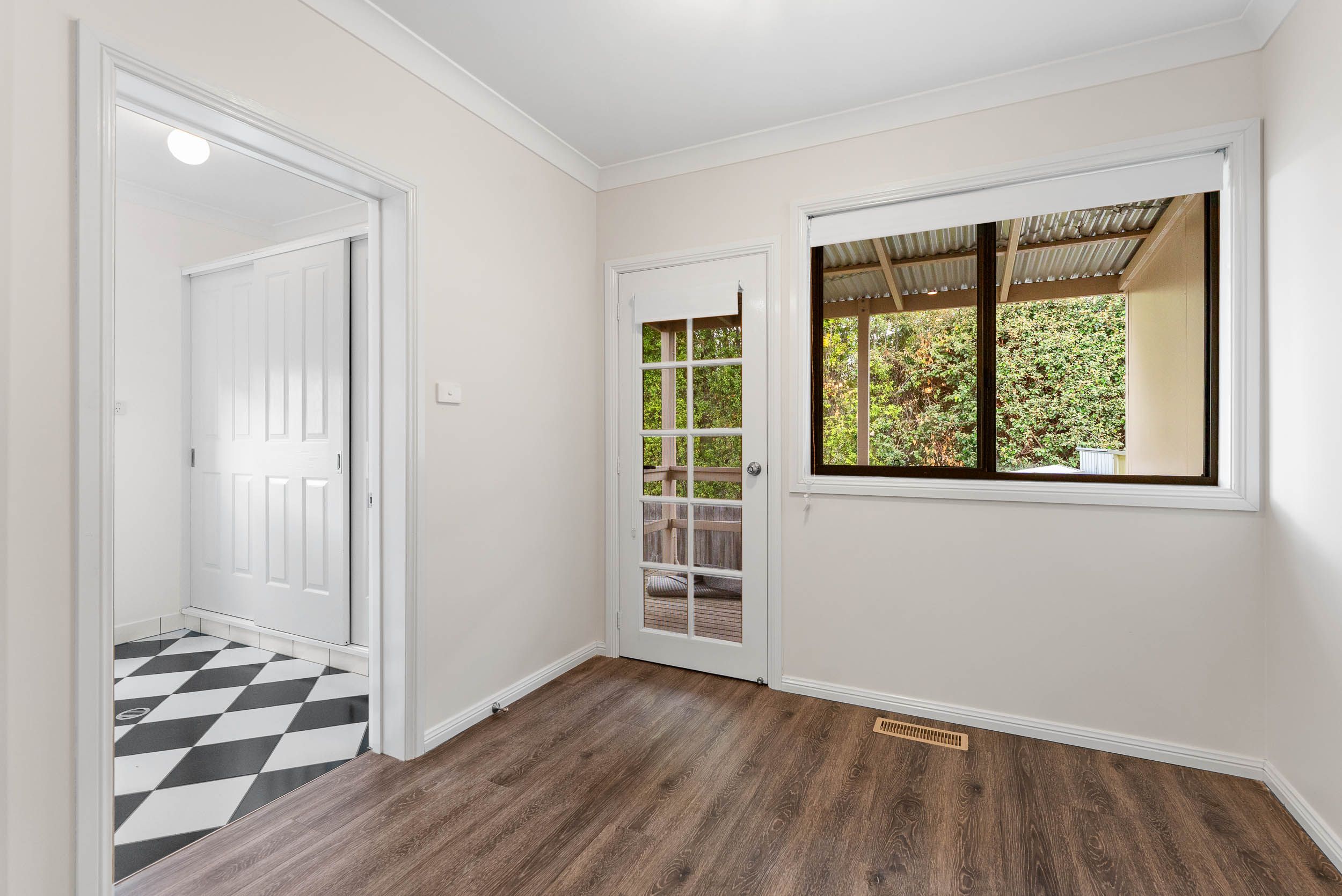 116 Addison Street — photo 4 of 8