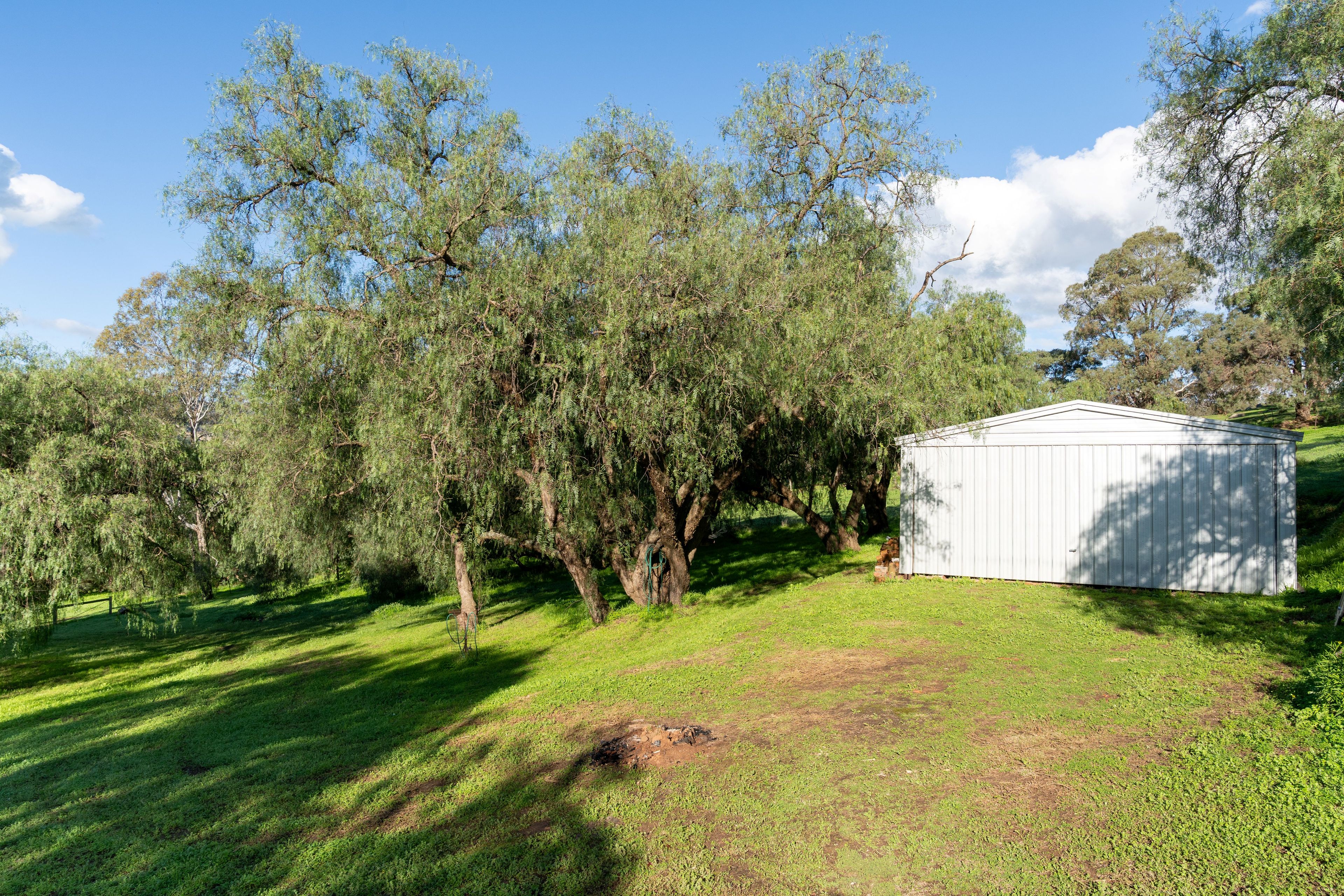 8389 Goulburn Valley Highway — photo 14 of 22