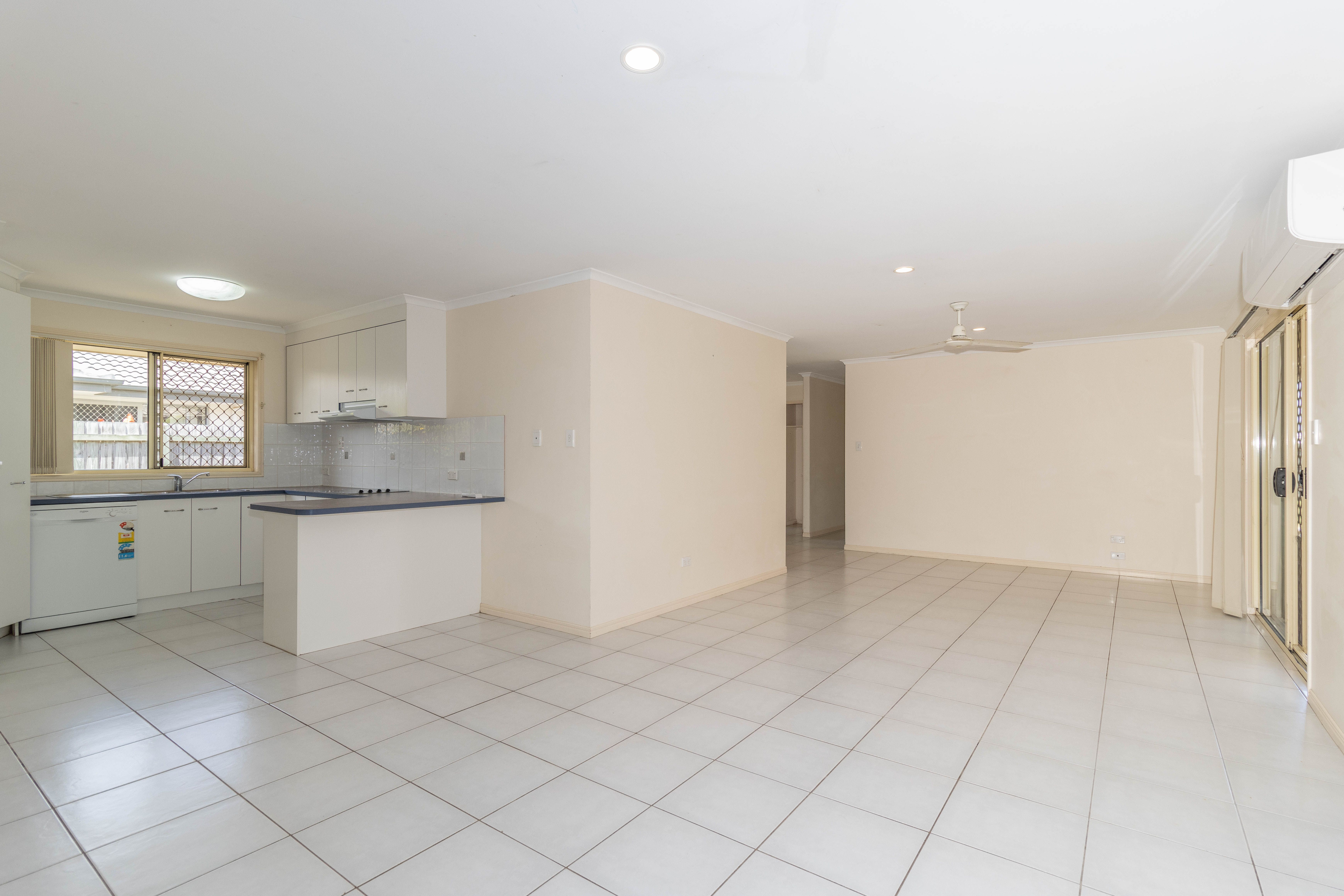 13 Earl St Vincent Circuit, Eli Waters, QLD 4655