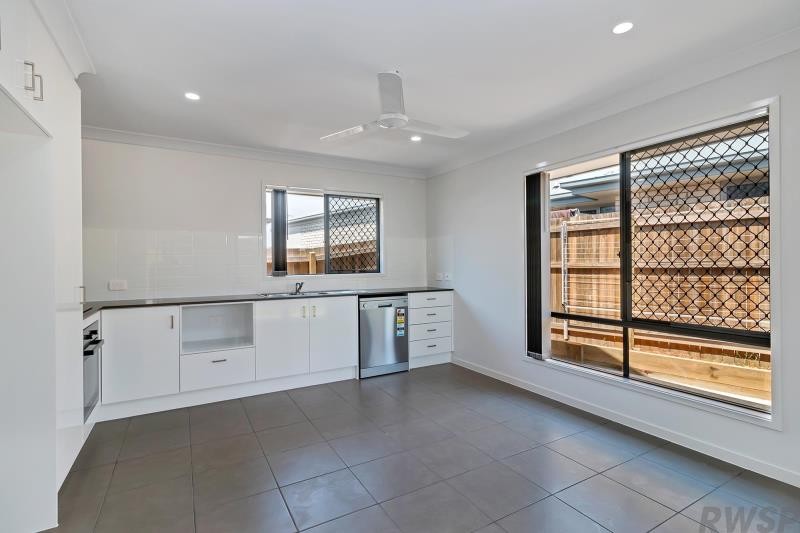 111 Buxton Avenue, Yarrabilba, QLD 4207