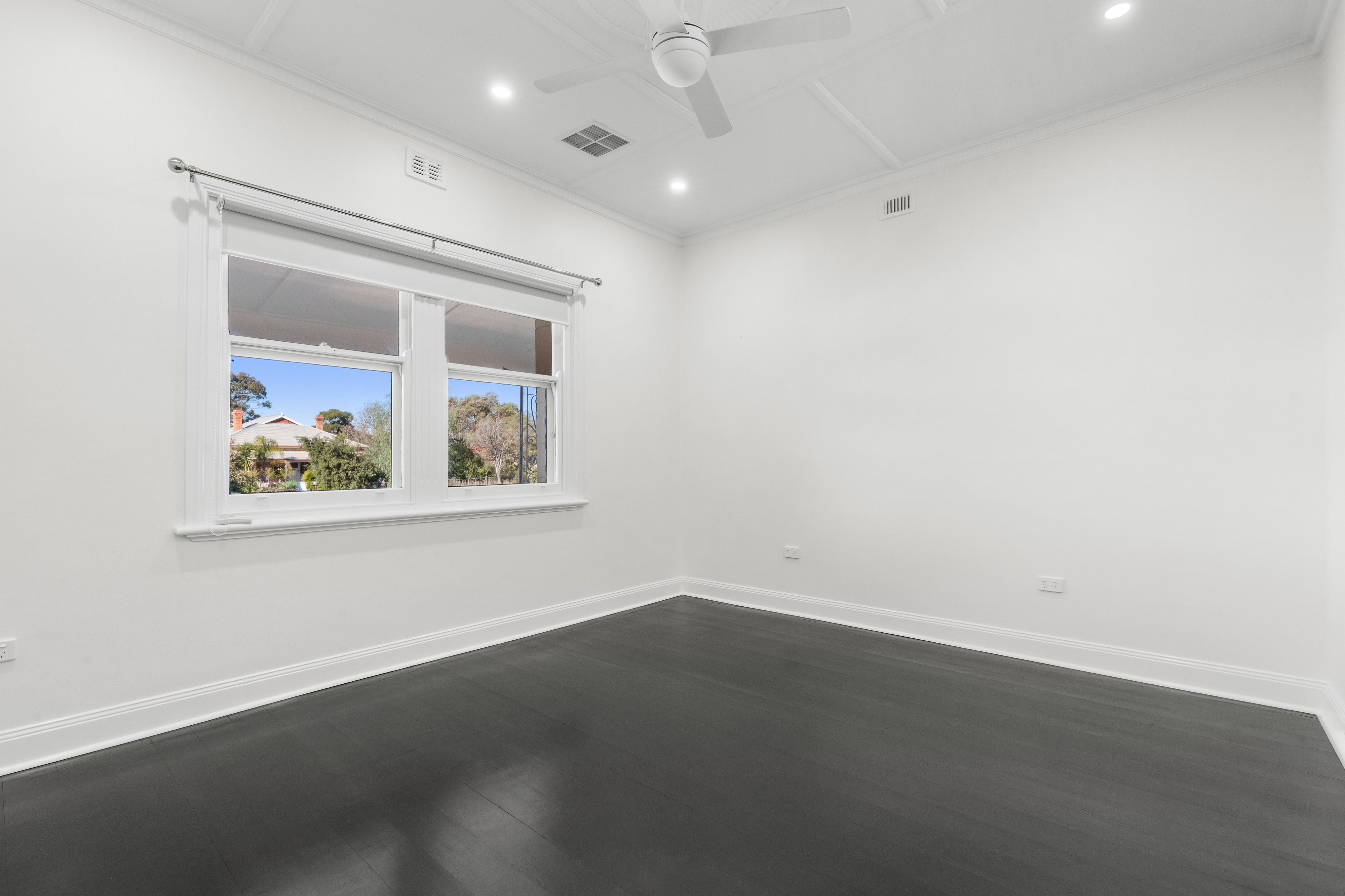 89 Adelaide Road — photo 6 of 16