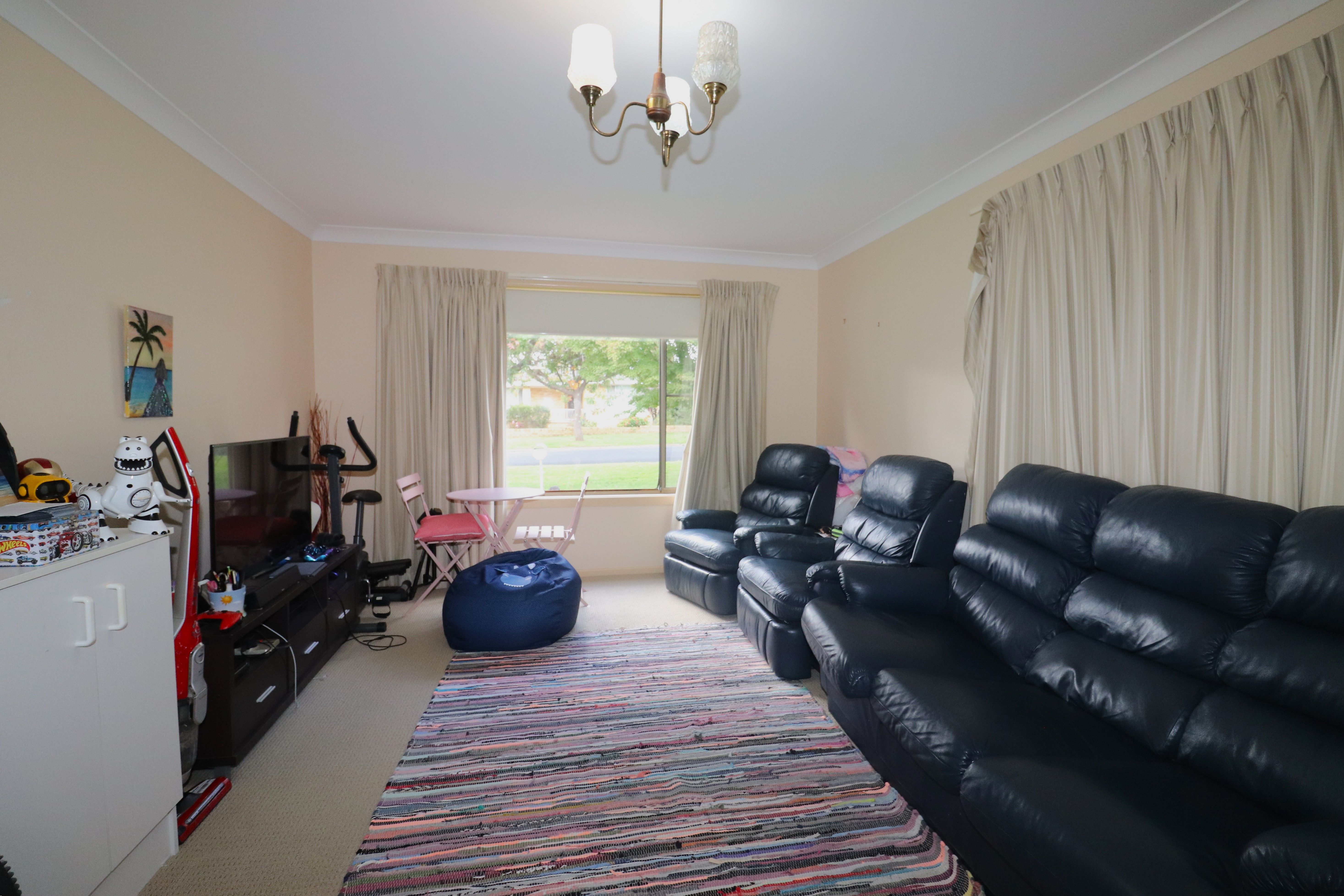 9 Lindsay Avenue, Glen Innes, NSW 2370