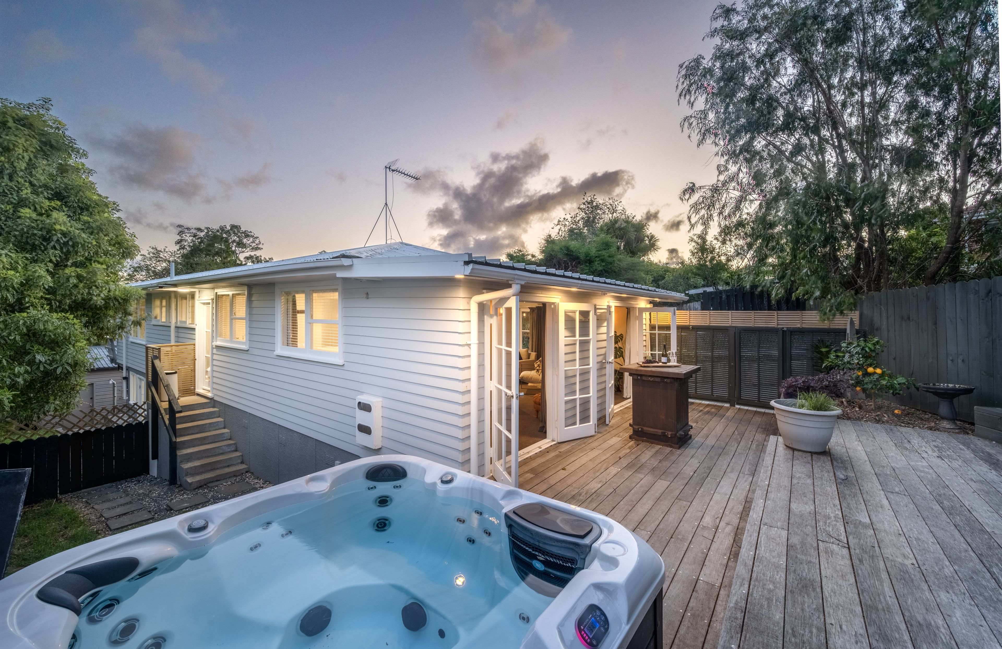 19 Hutchinsons Road, Bucklands Beach, Manukau City