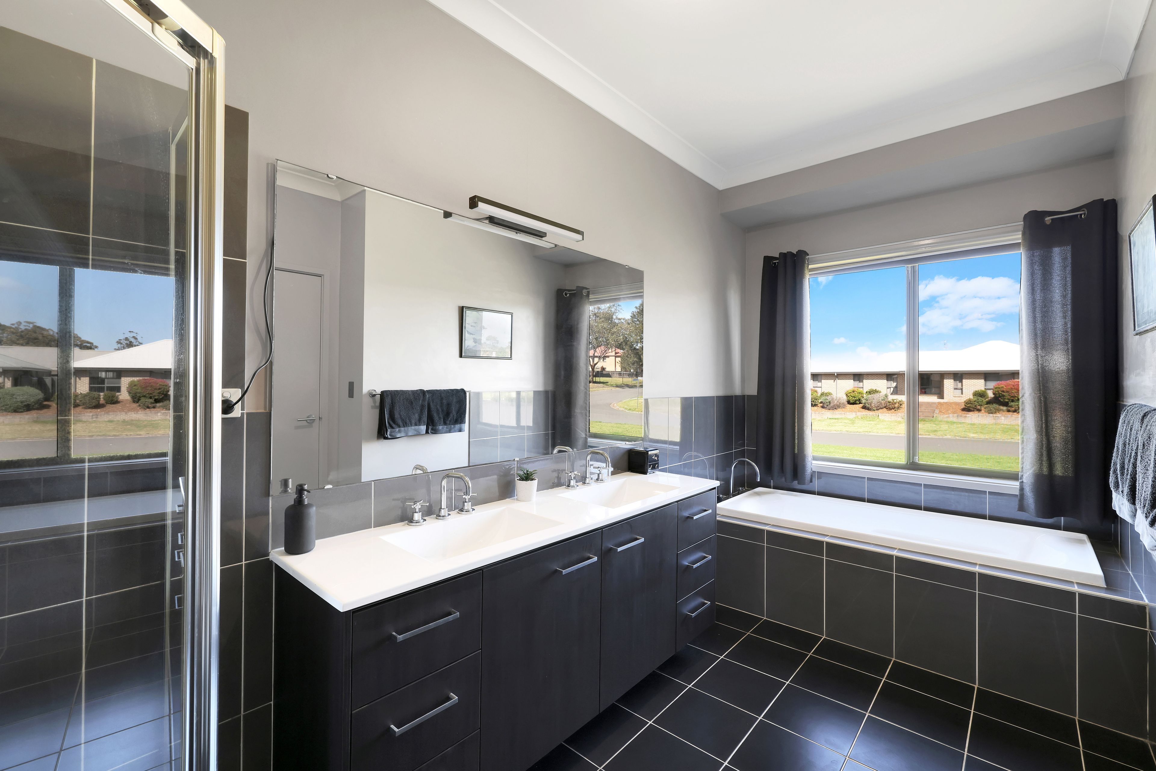 7 Hawthorn Avenue — photo 12 of 25