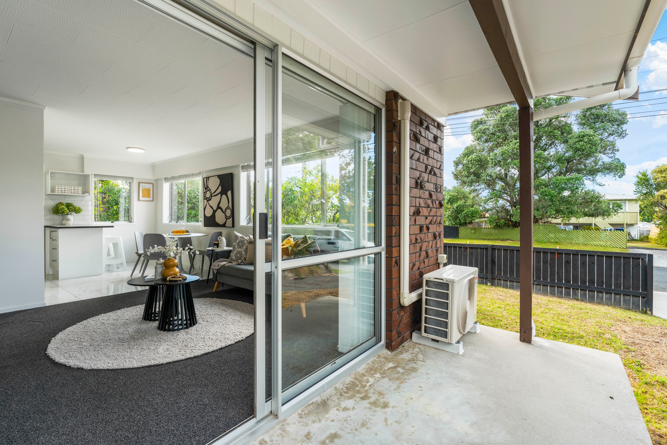 1/28 Roberts Road, Te Atatu South, Waitakere City