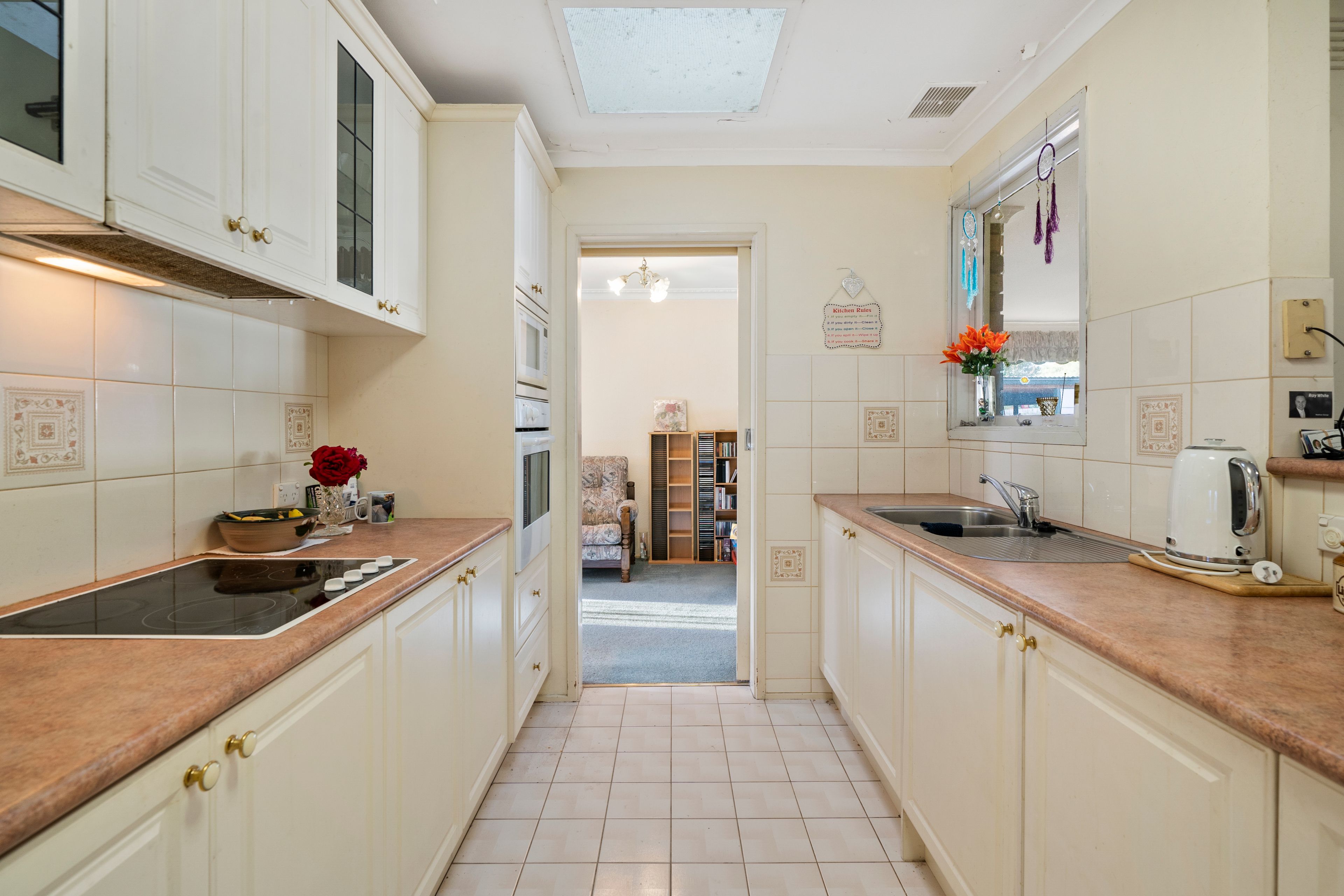 11 Mitchell Avenue, Boronia, VIC 3155