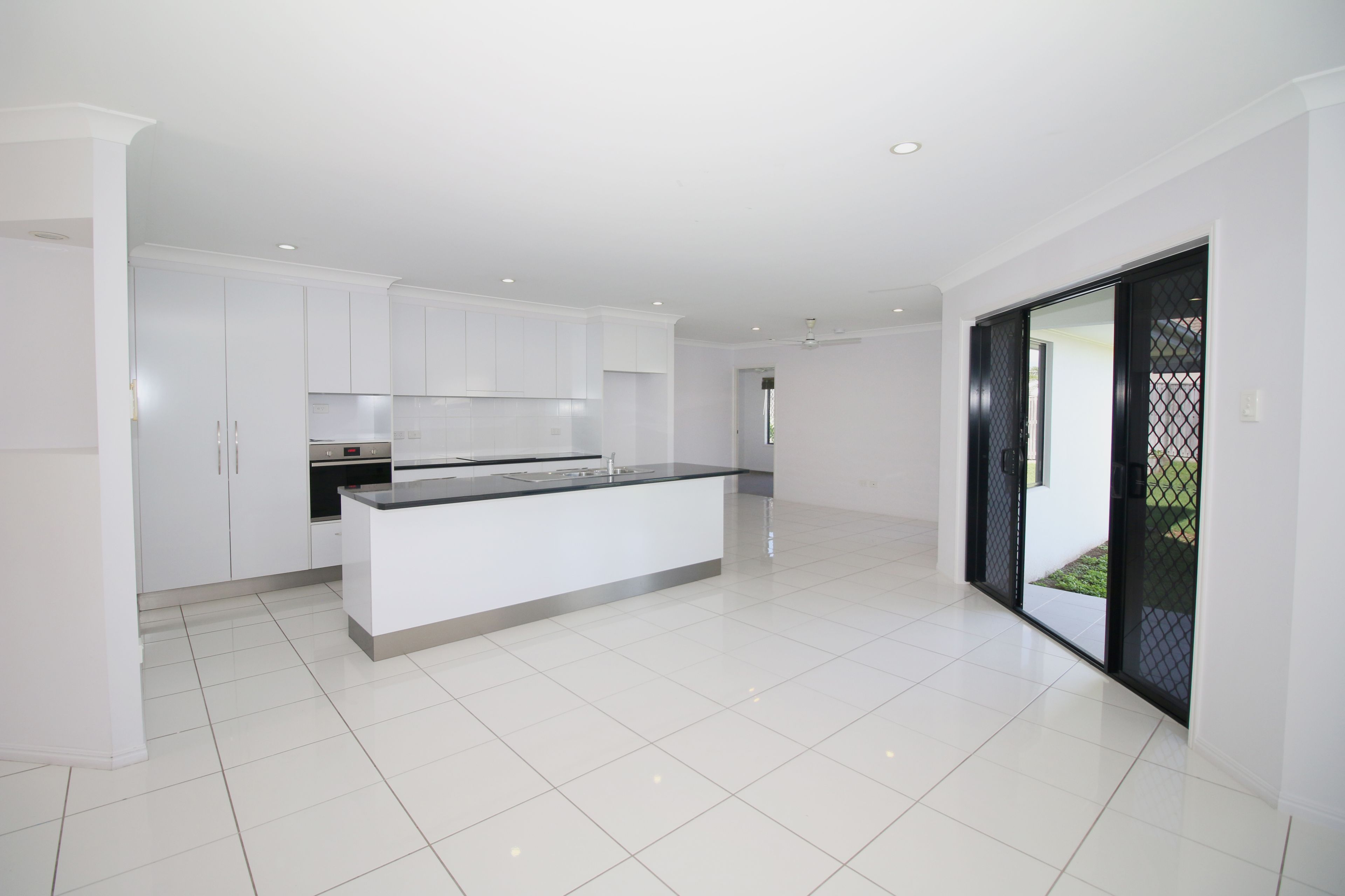 24 Klewarra Boulevard, Douglas, QLD 4814