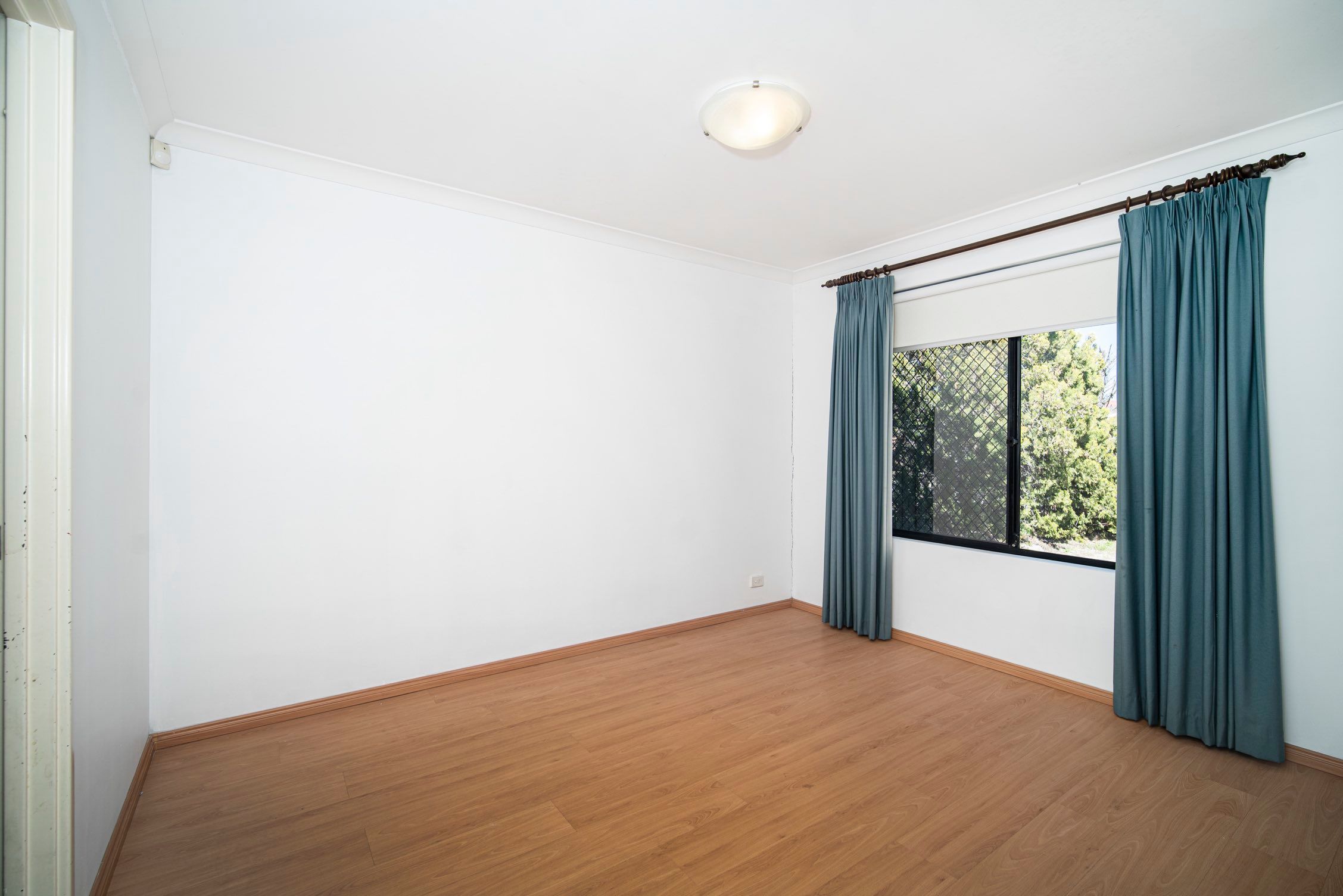 24 Estcourt Road, Redcliffe, WA 6104