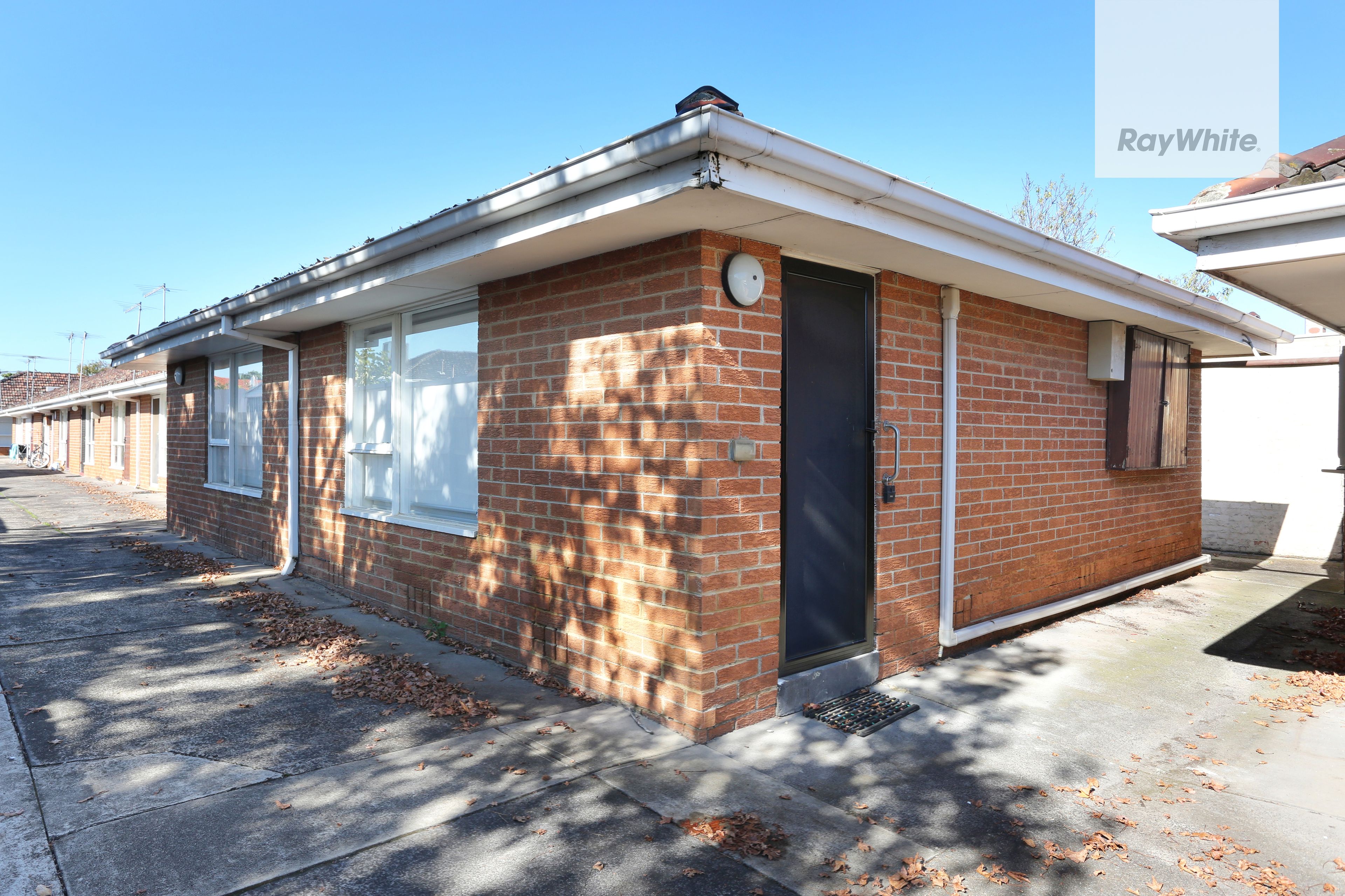 6 Garnet Street, Brunswick VIC 3056