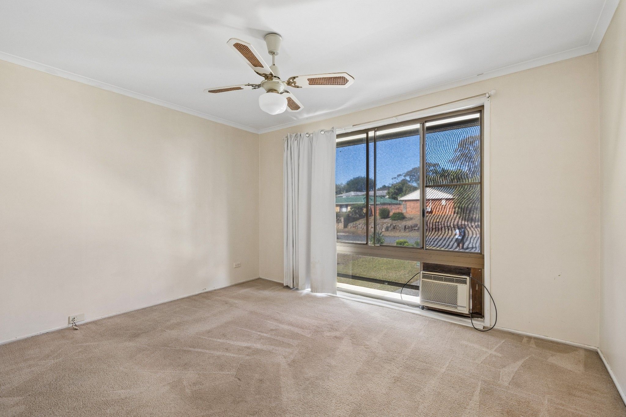 22 Chateau Street — photo 14 of 26