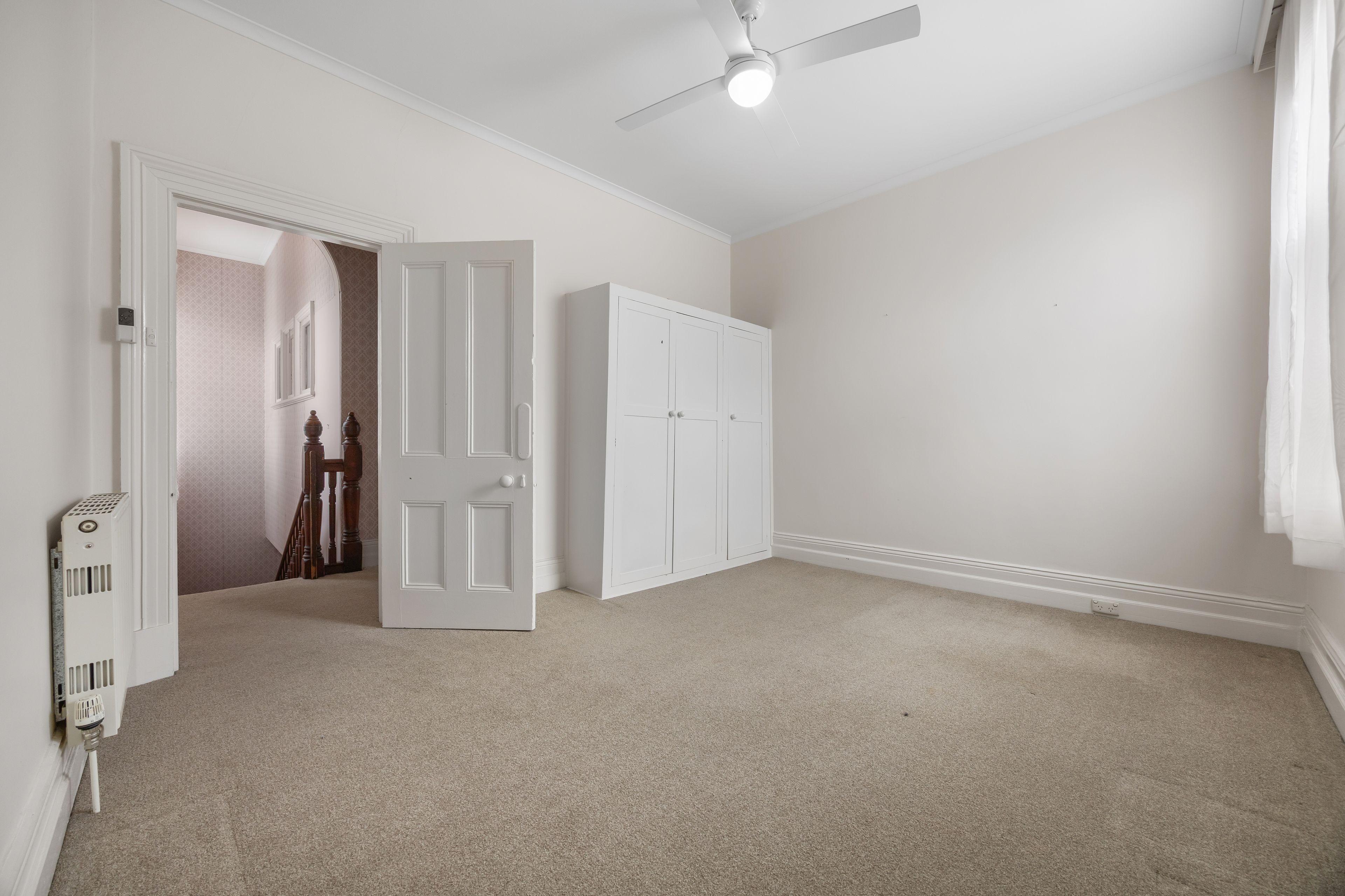 1307 Sturt Street — photo 10 of 15