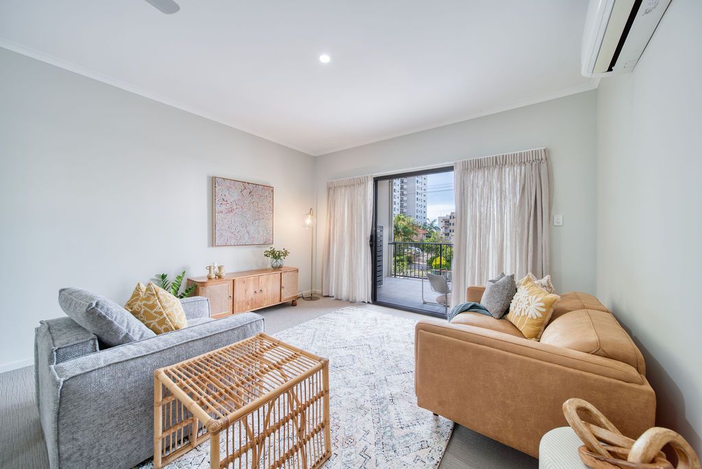 81 Duporth Avenue, Maroochydore QLD 4558