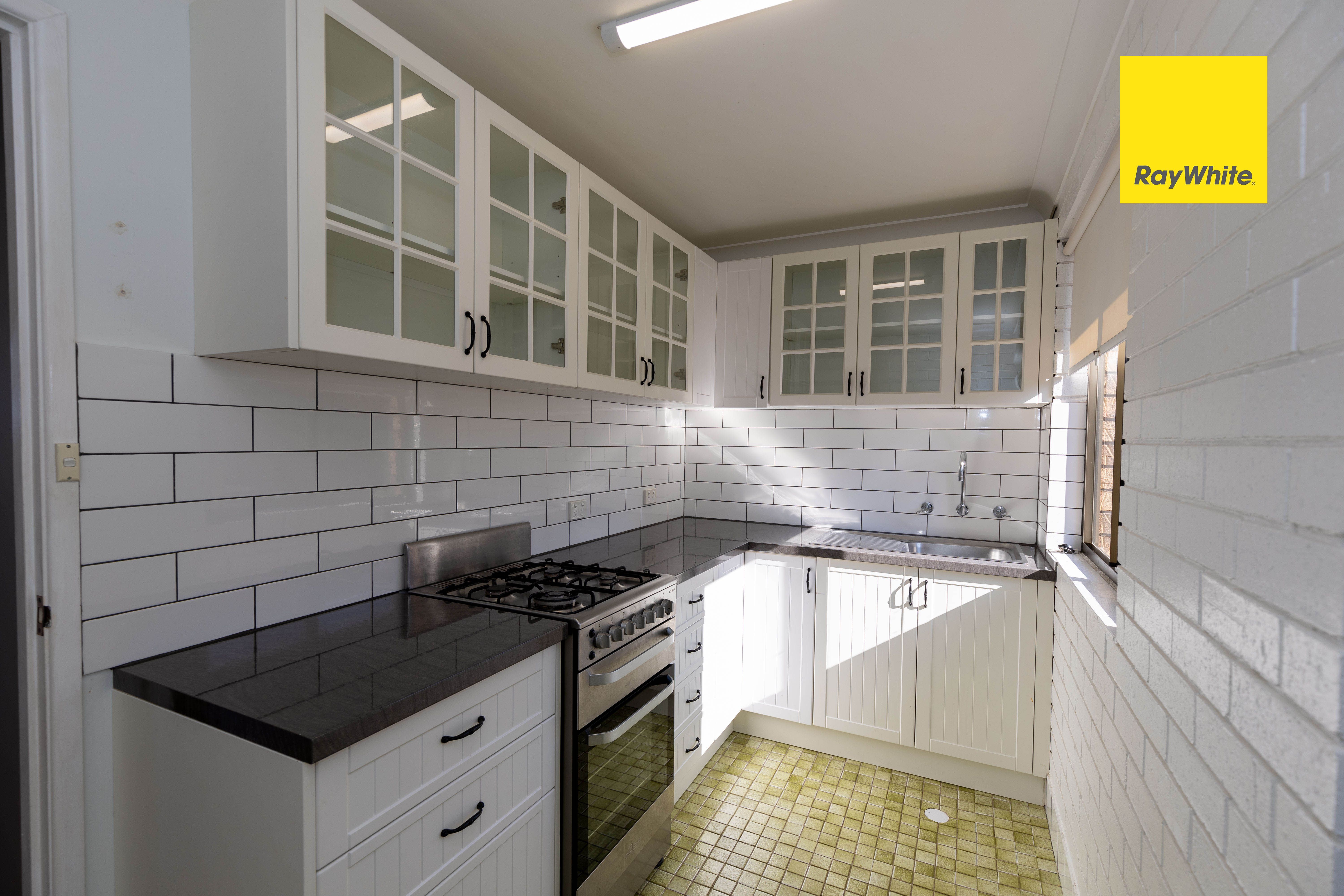 52 Gordon Street — photo 17 of 25