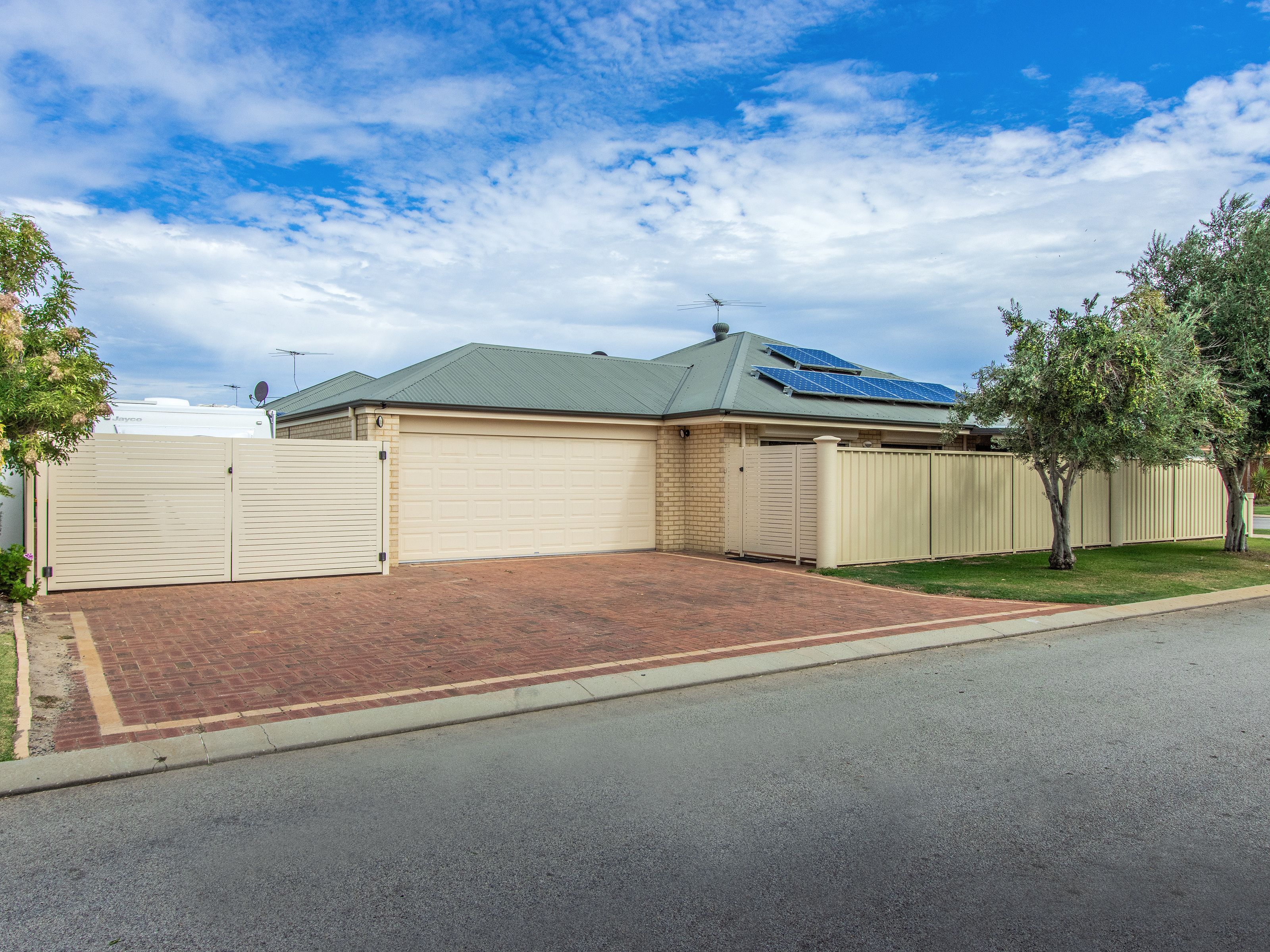 35 Properjohn Drive, Rockingham, WA 6168