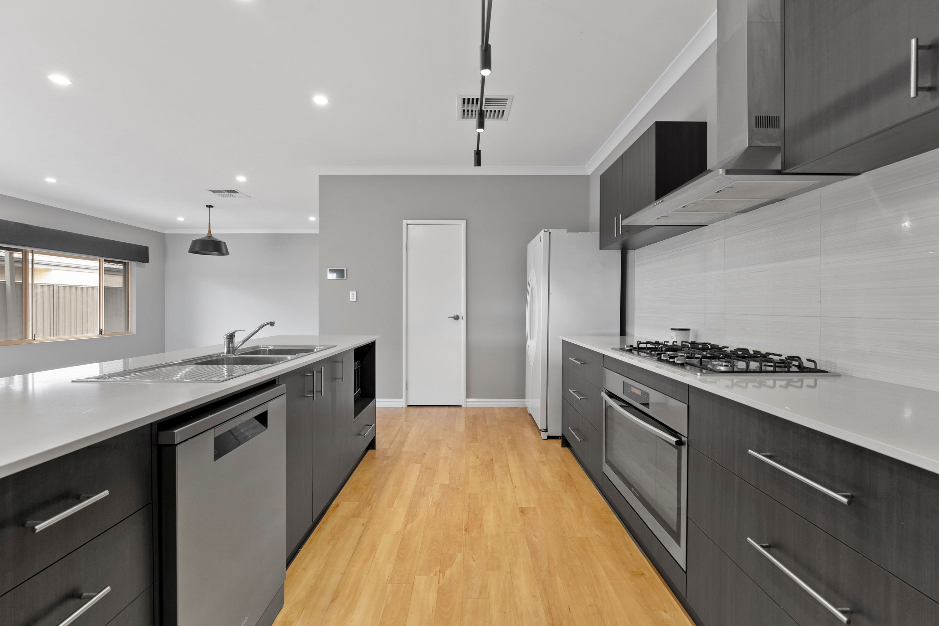 50 Camelot Street — photo 19 of 30