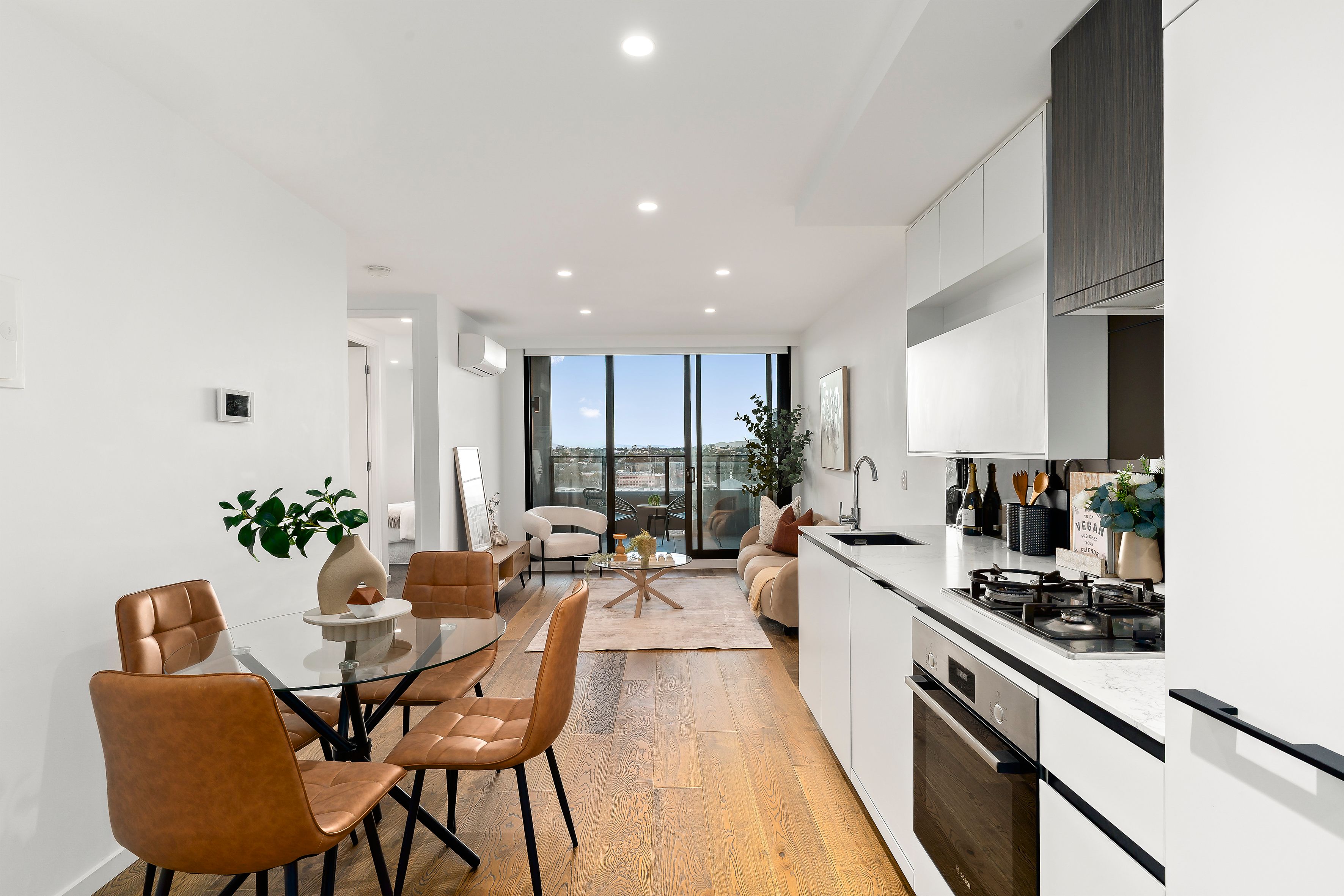 613/11 Urquhart Street — photo 4 of 15