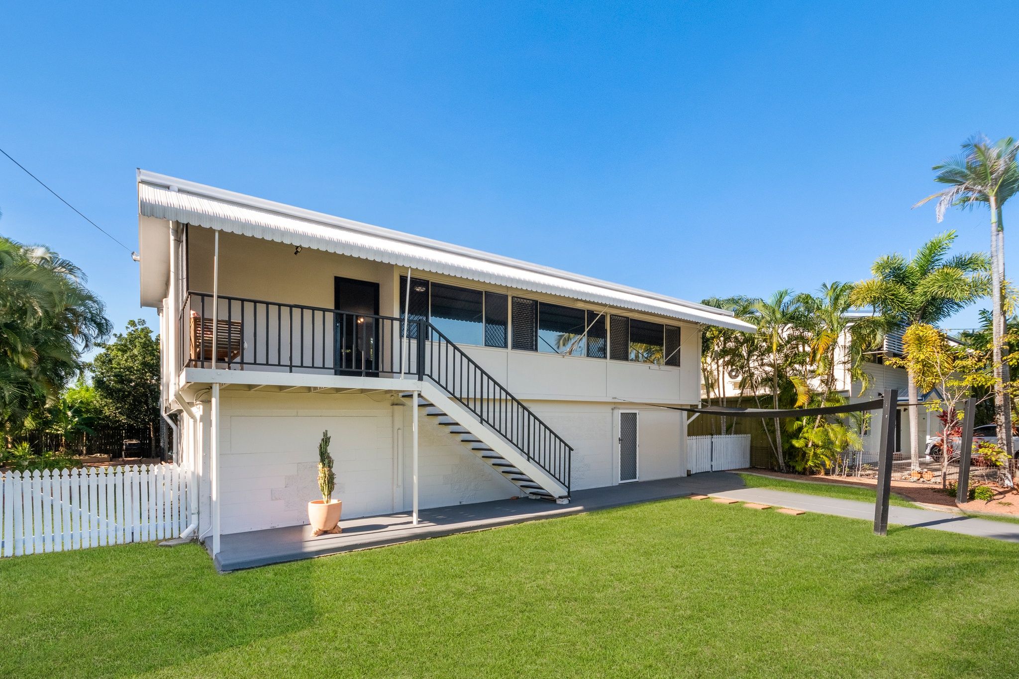 6 Cabarita Street, Cranbrook, QLD 4814