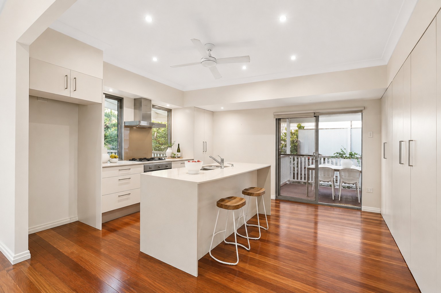 31 White Street, Wavell Heights, QLD 4012