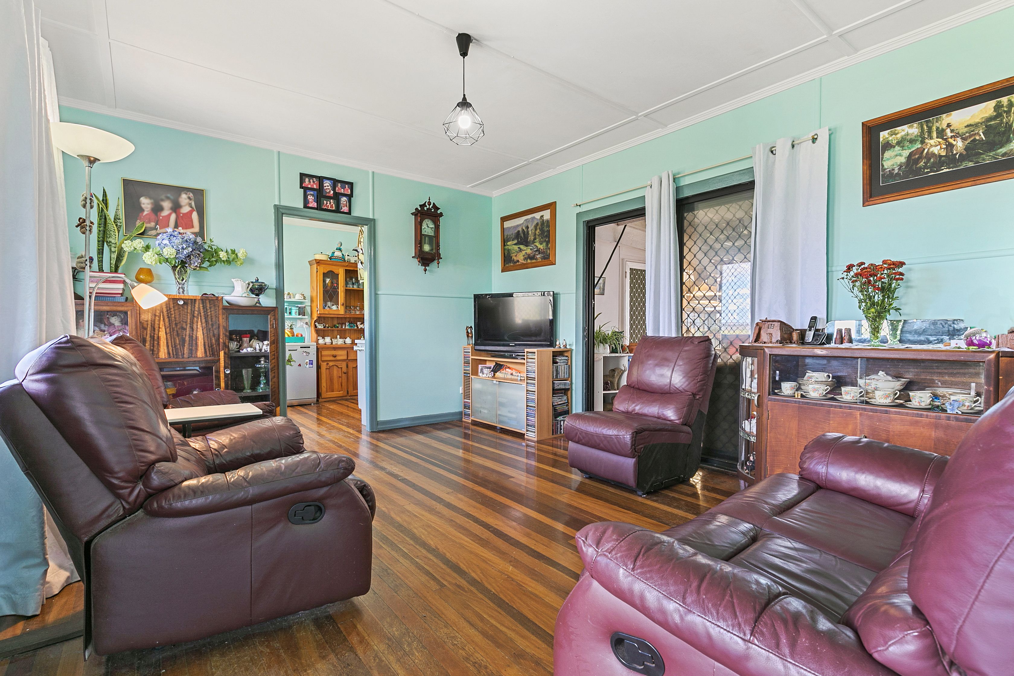 4 Logan Crescent, Dunwich, QLD 4183