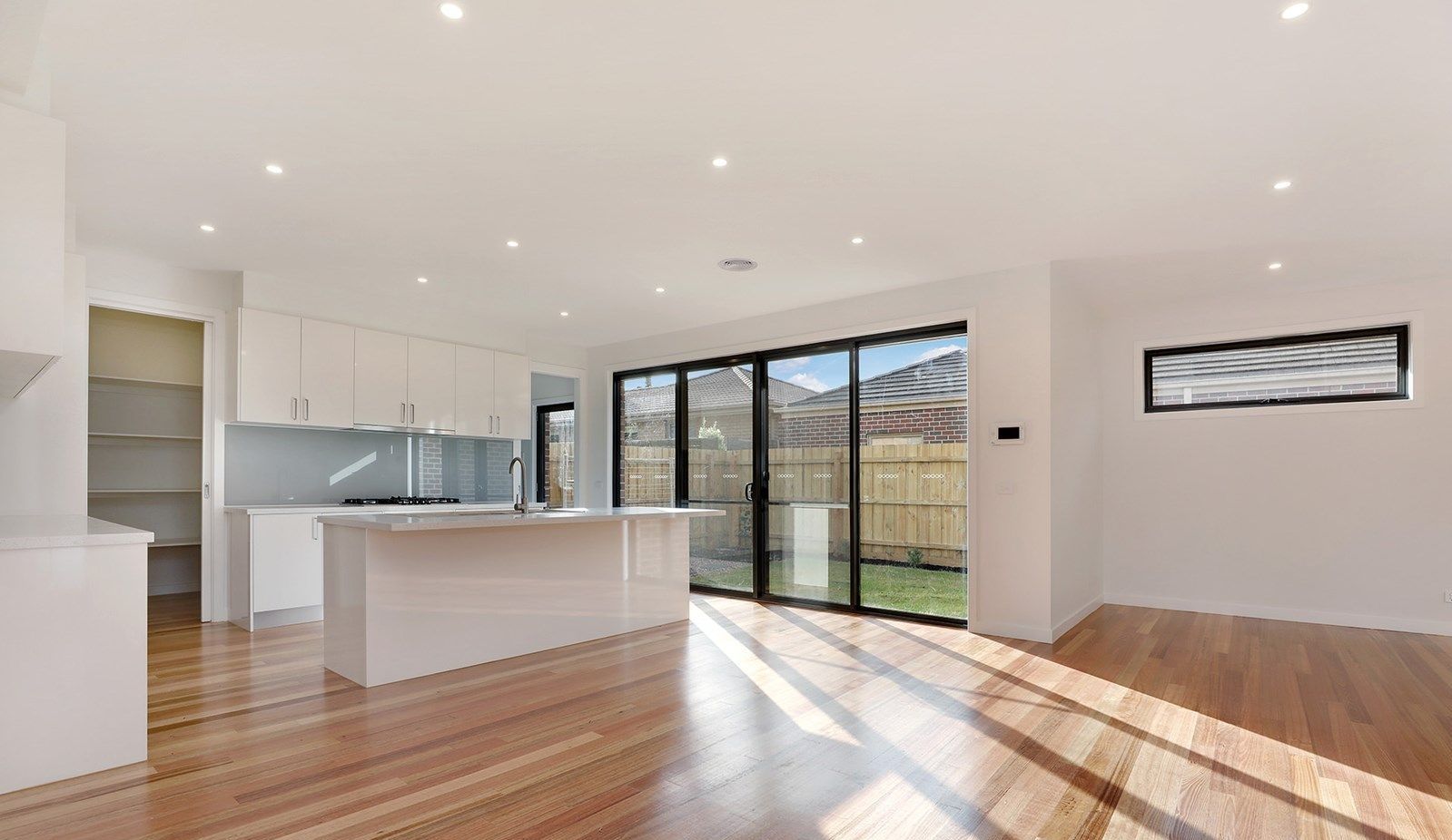 2/373 Waverley Road, Mount Waverley, VIC 3149