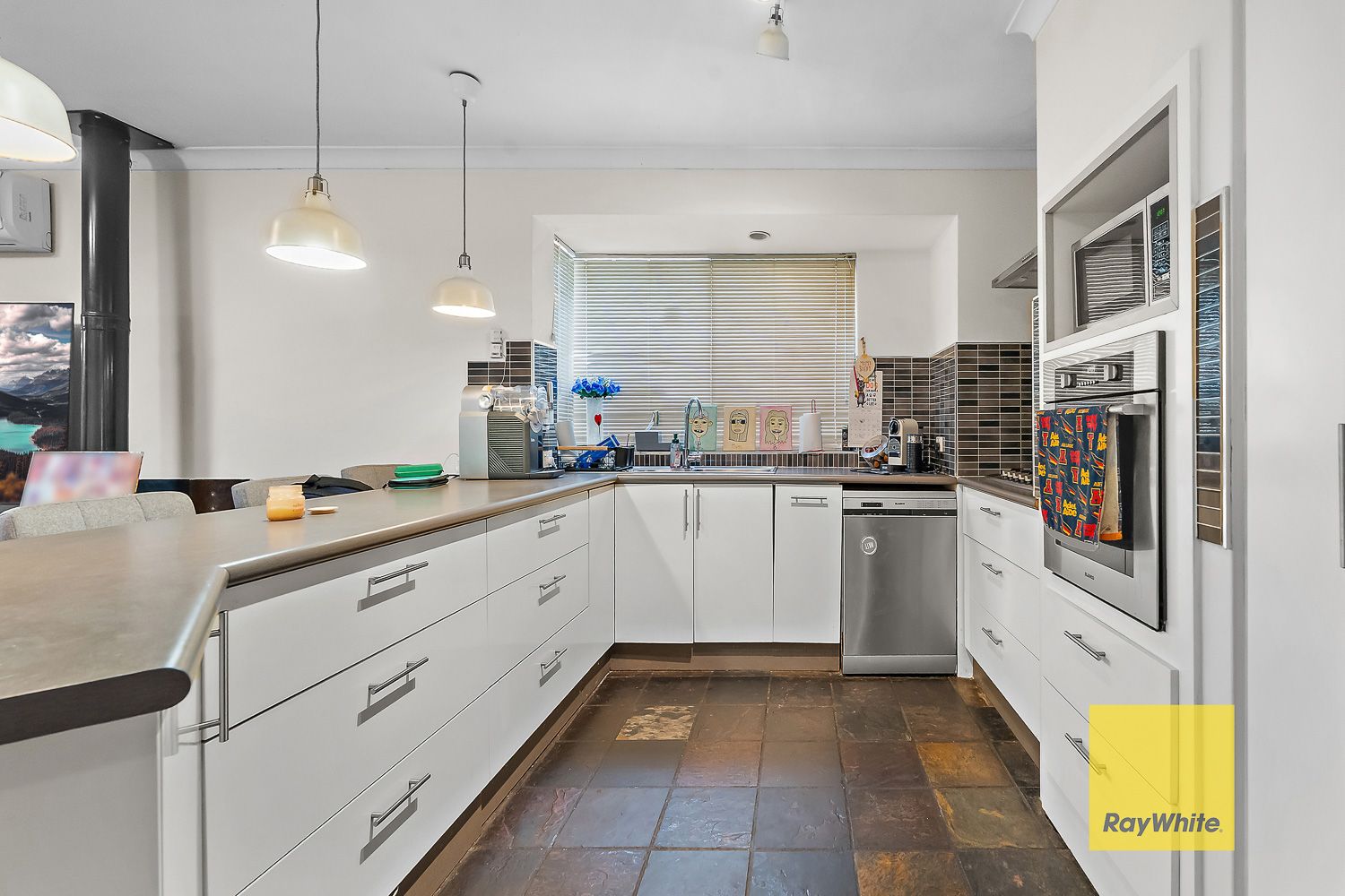 87 Seminole Gardens, Seville Grove, WA 6112