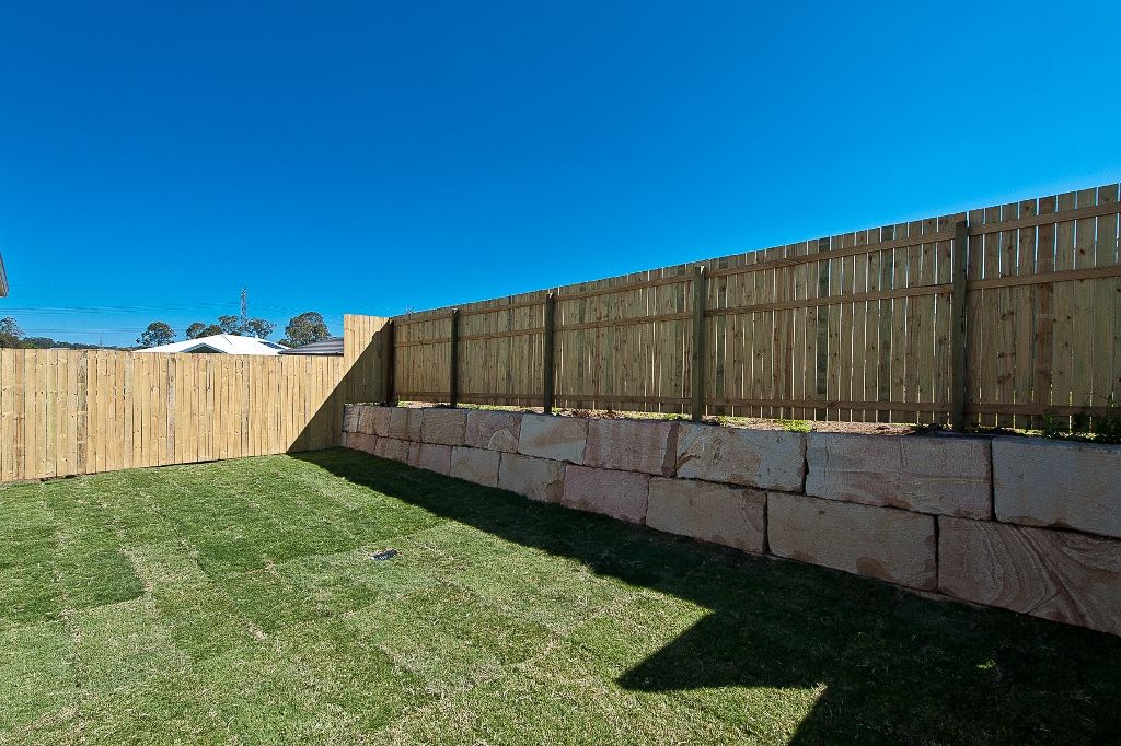 14 Rowallan Street, Warner, QLD 4500