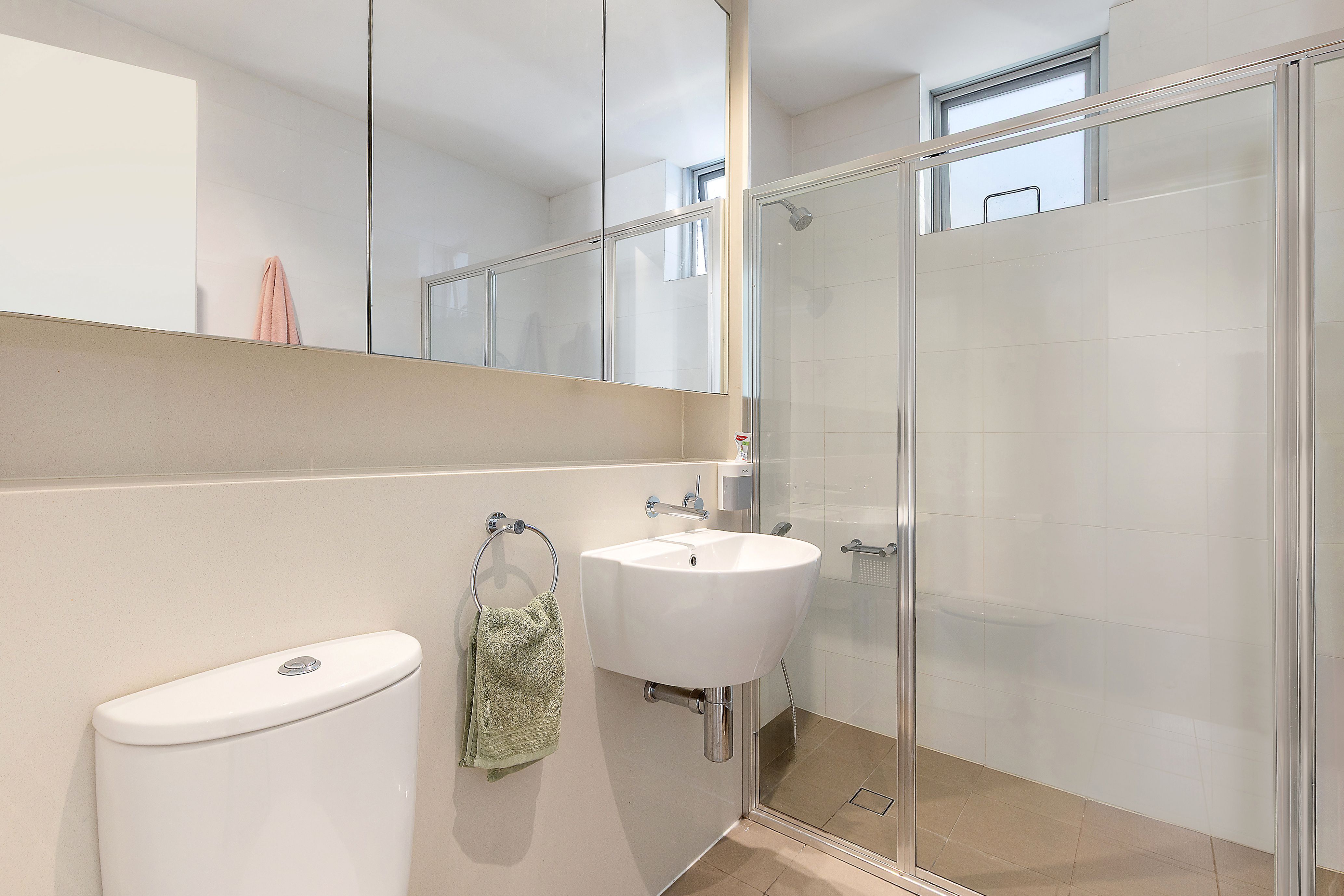 30/2-4 Sturt Place — photo 5 of 9