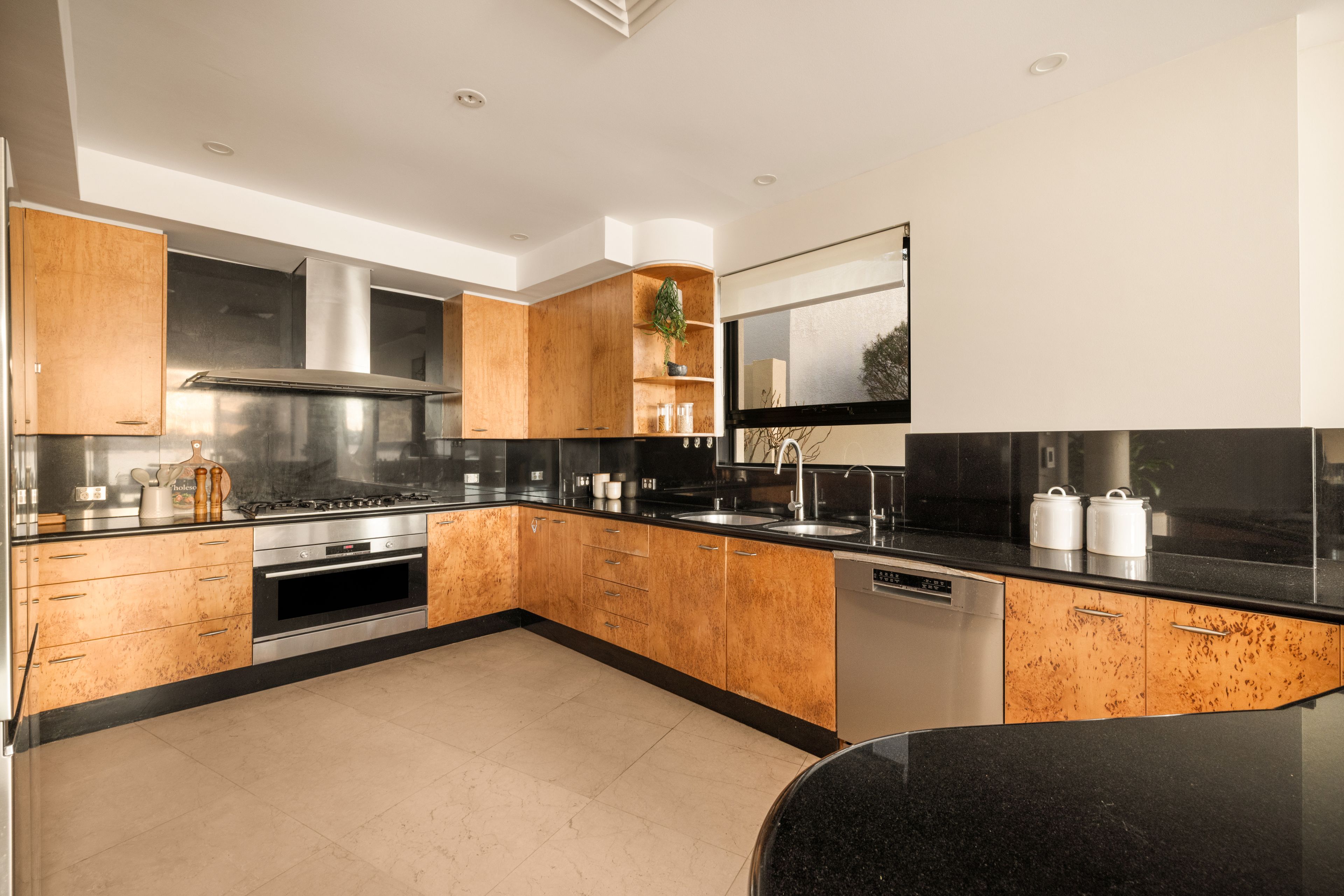 31 Holt Road — photo 18 of 30