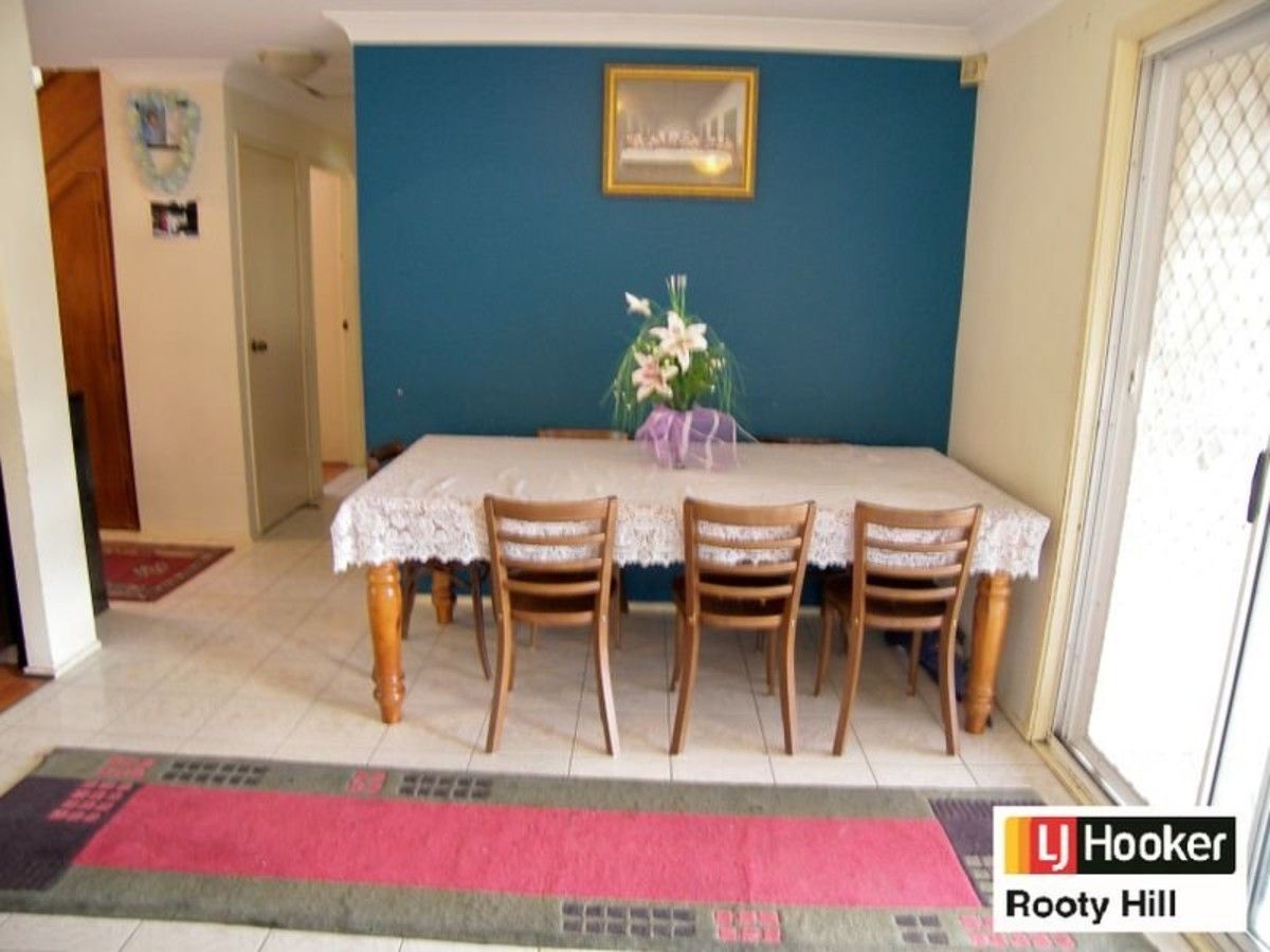 34 Beaconsfield Road — photo 8 of 9