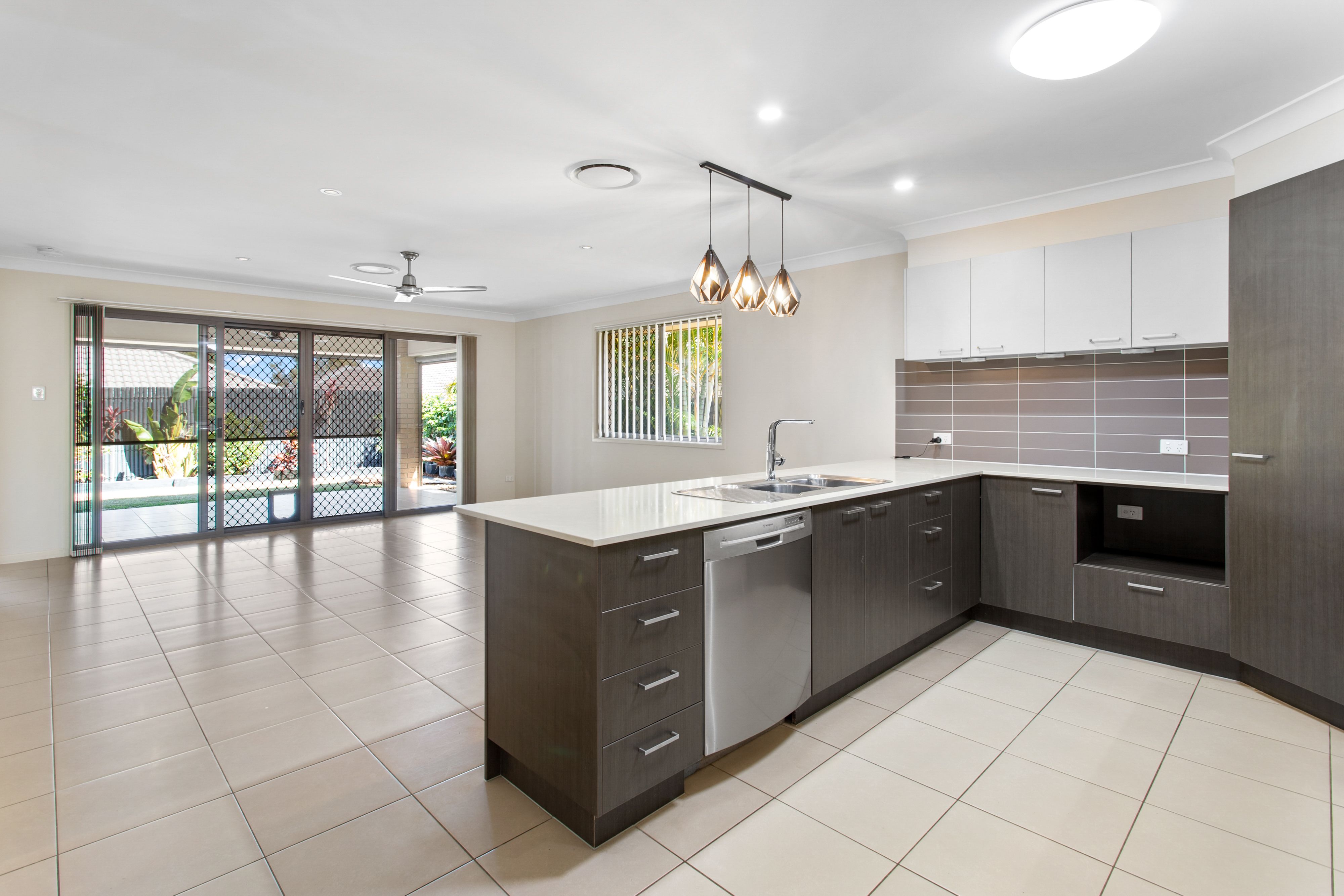 22 Melville Parade, North Lakes, QLD 4509