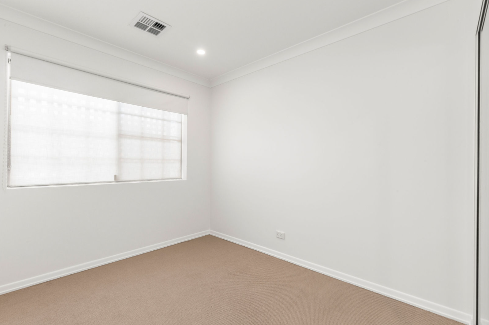 2/215 Baroona Road — photo 5 of 11