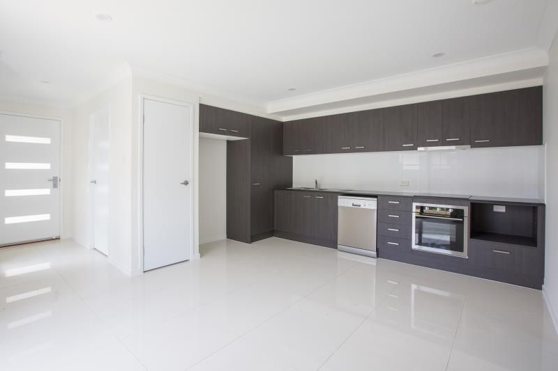 2/16 Dredge Circle, Brassall, QLD 4305