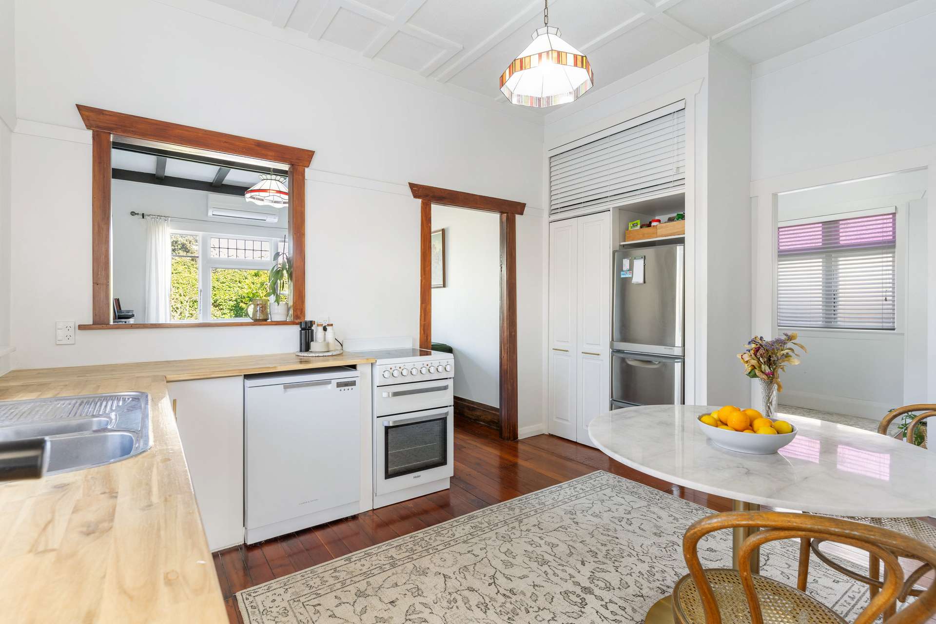 12 Mona Avenue photo 3