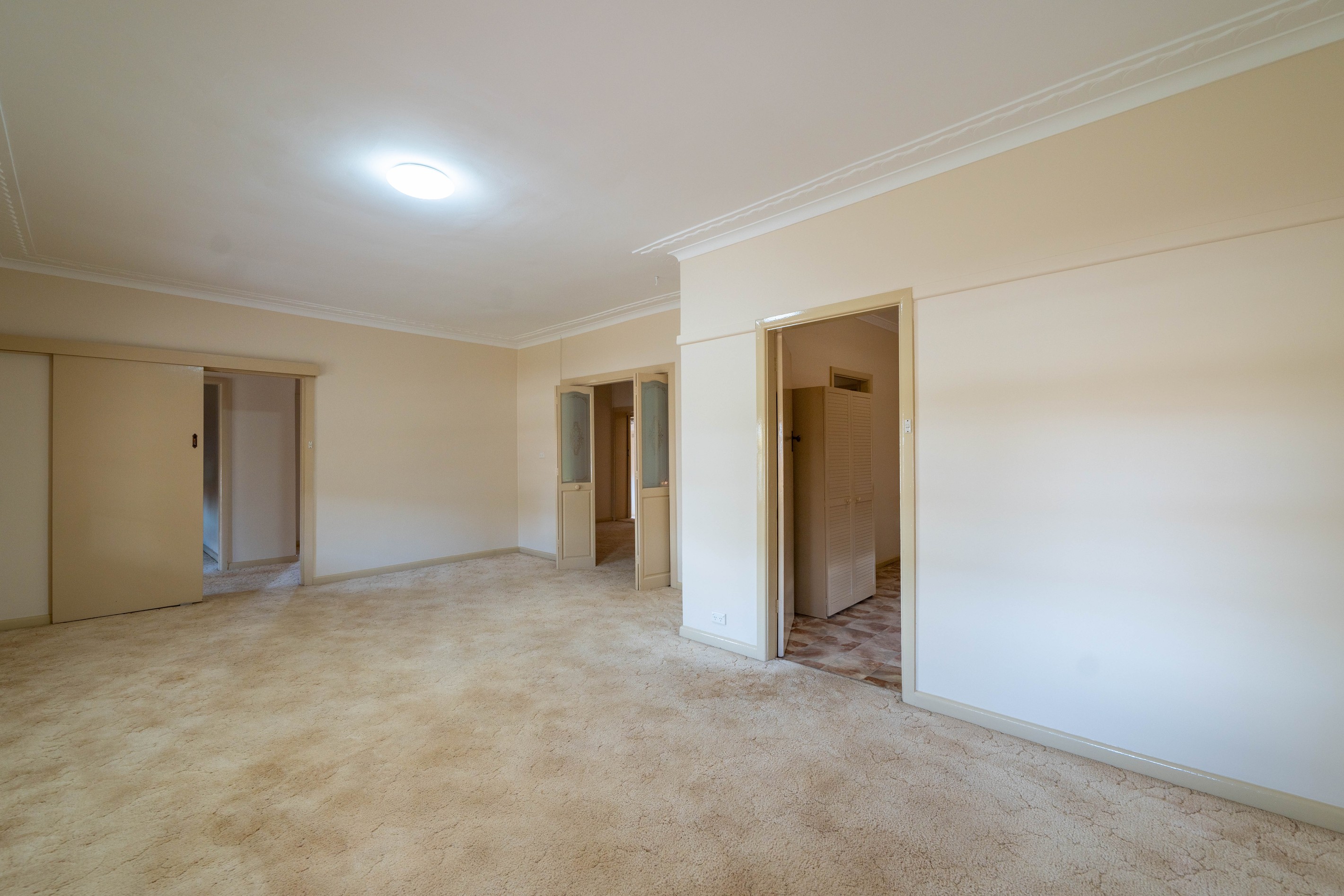 16 East Street, Parkes, NSW 2870