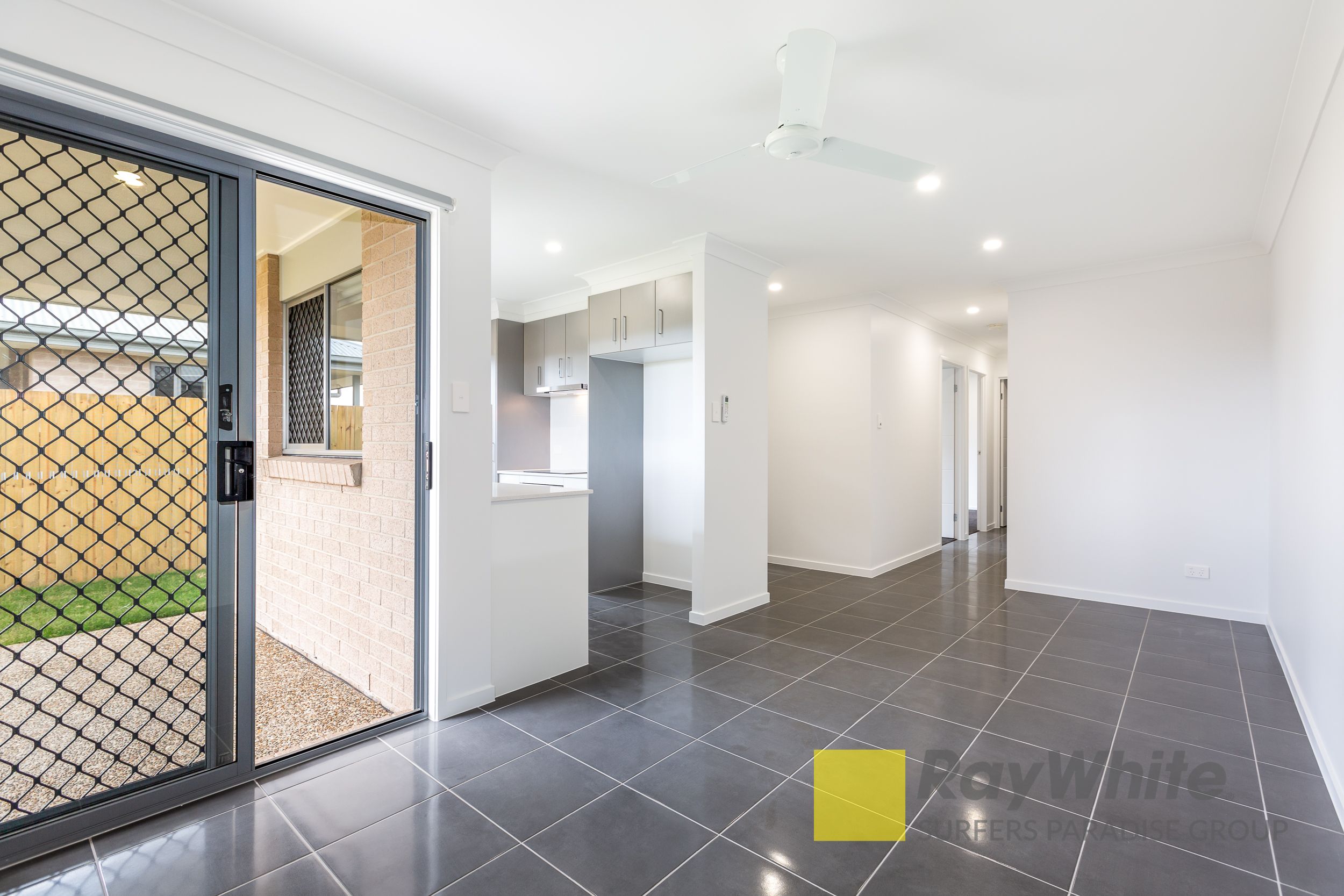 2/20 Pelham Street, Logan Reserve, QLD 4133