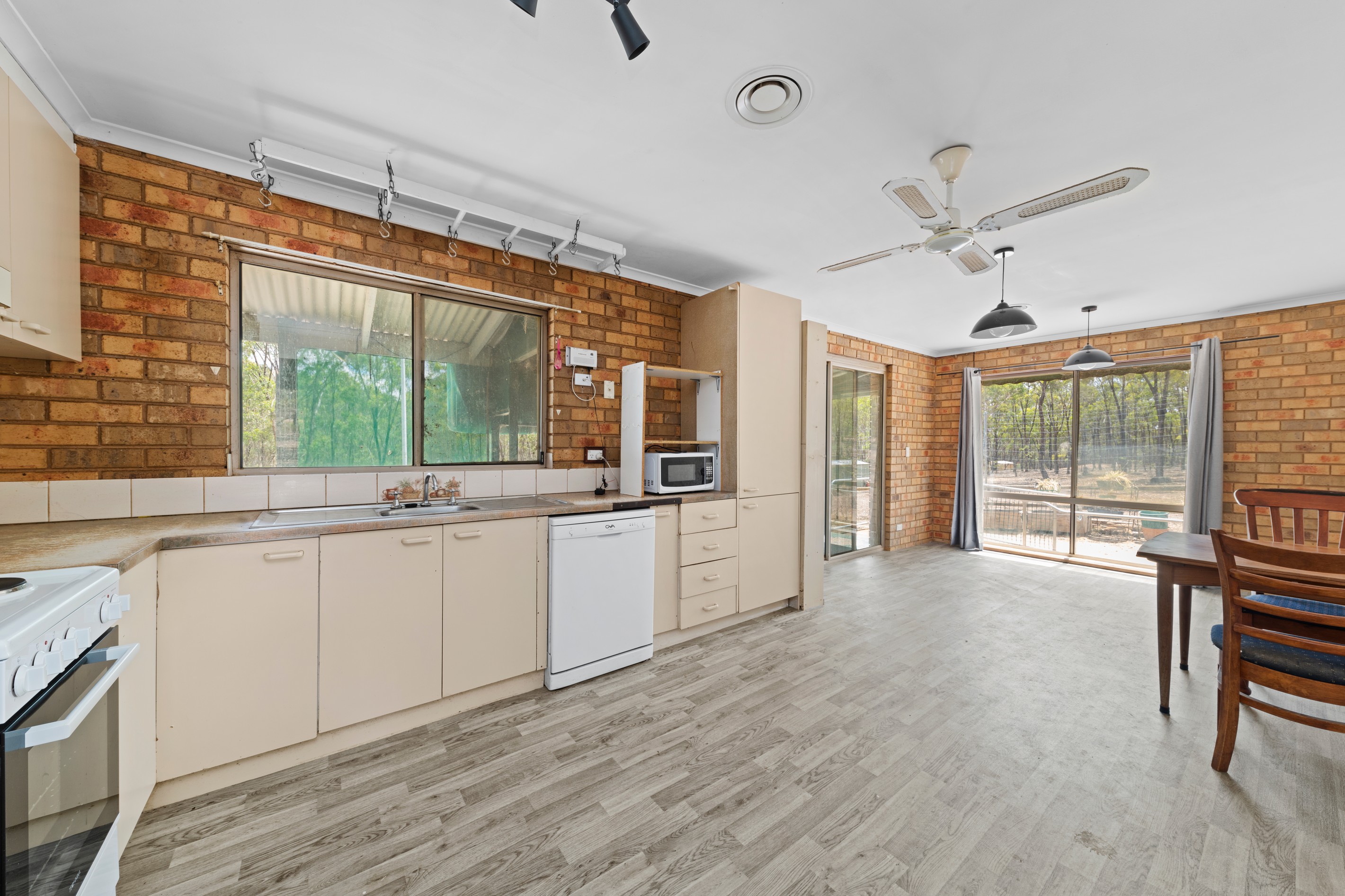 320 Dealba Road, Heathcote, VIC 3523