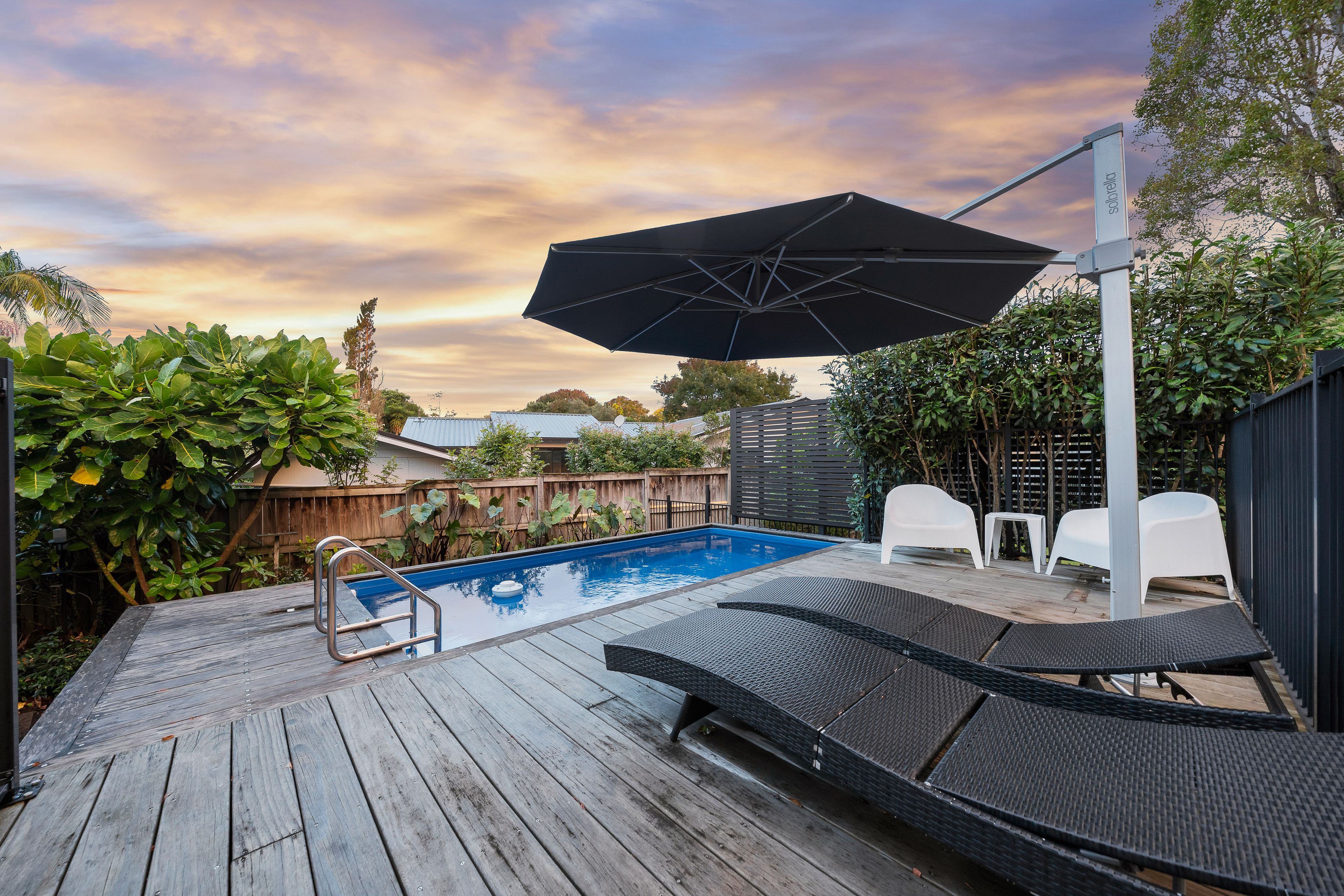 20 Lilian Place, Farm Cove, Manukau City