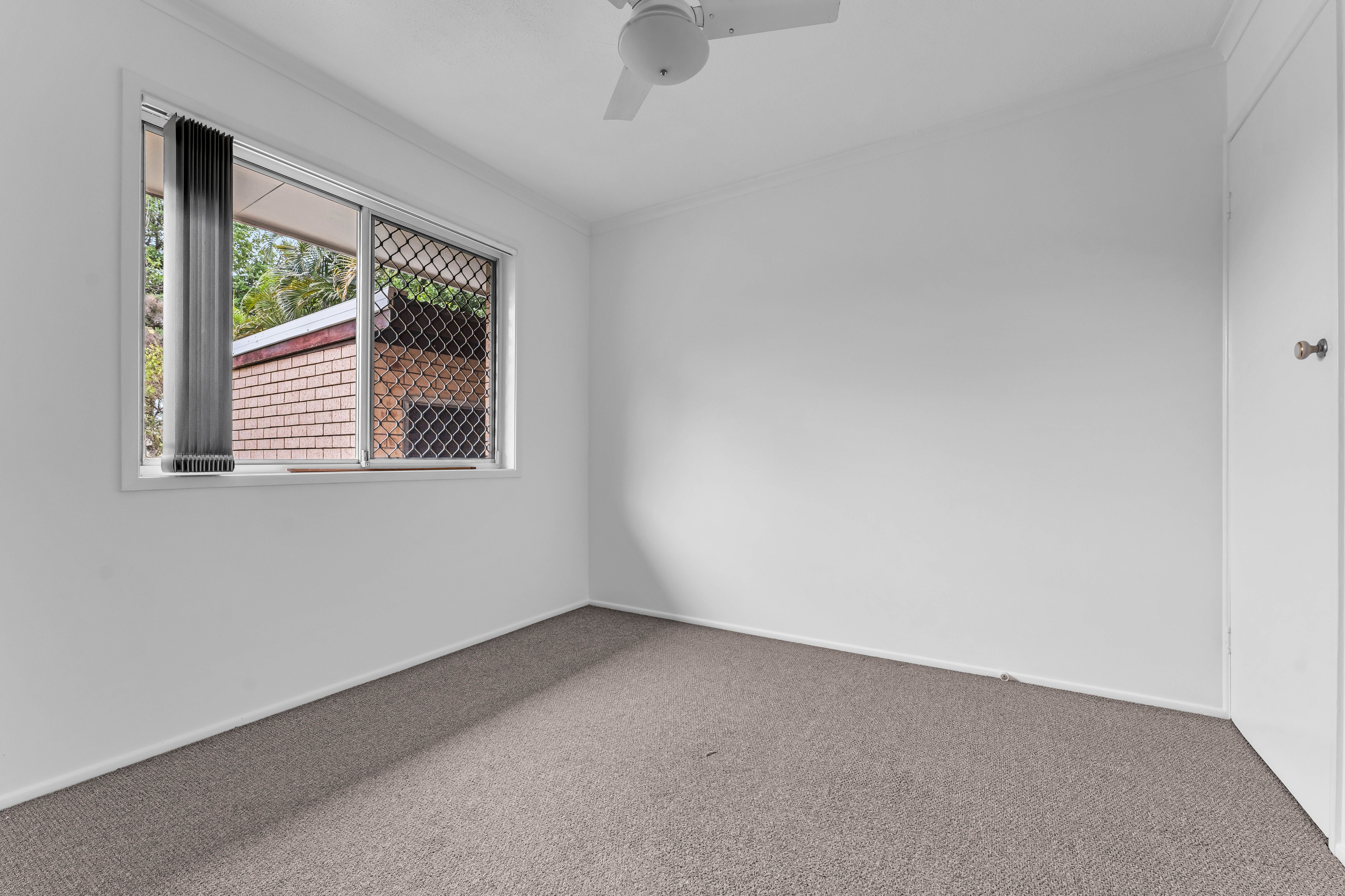 20 Eleanor Avenue — photo 8 of 12